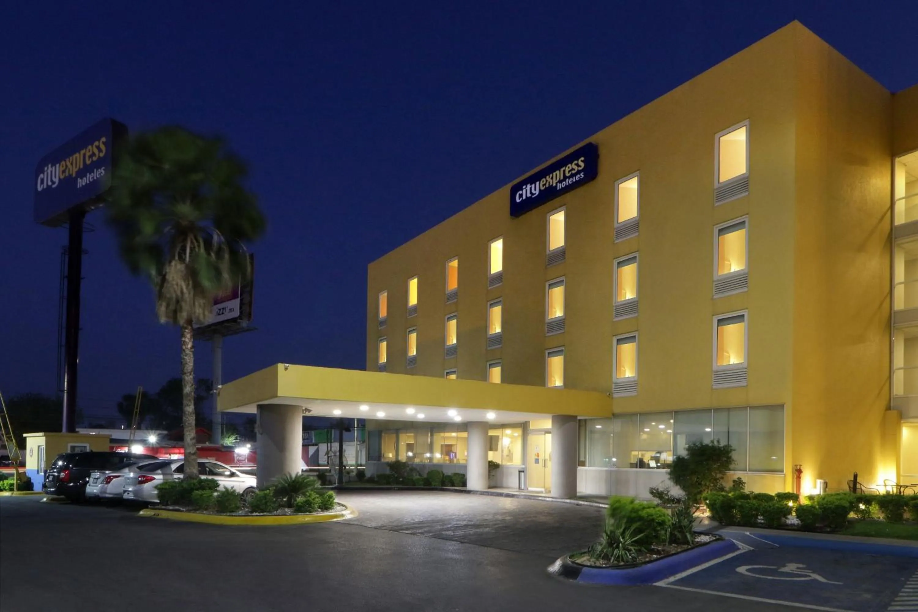 Property building in City Express by Marriott Nuevo Laredo