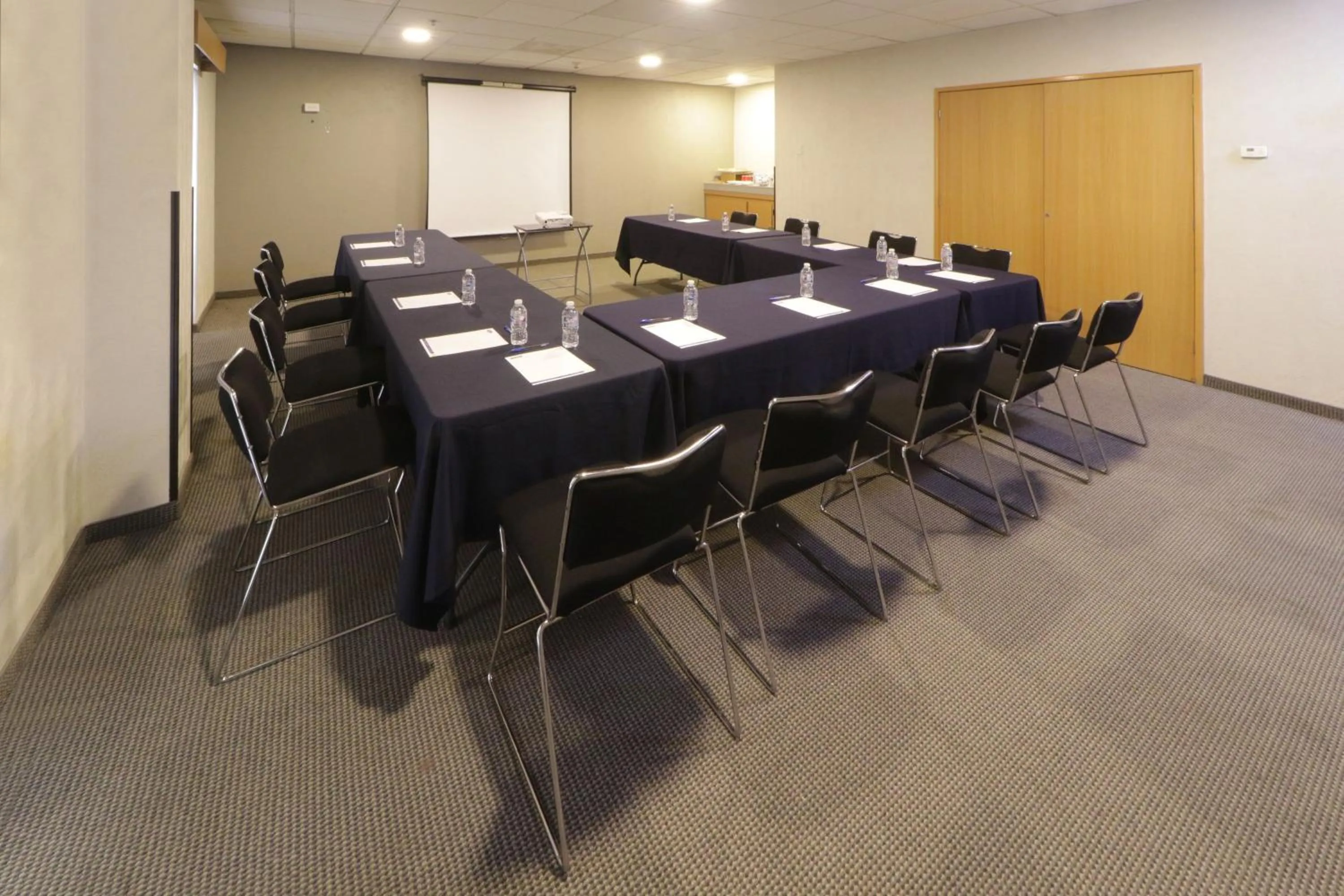 Meeting/conference room in City Express by Marriott Nuevo Laredo