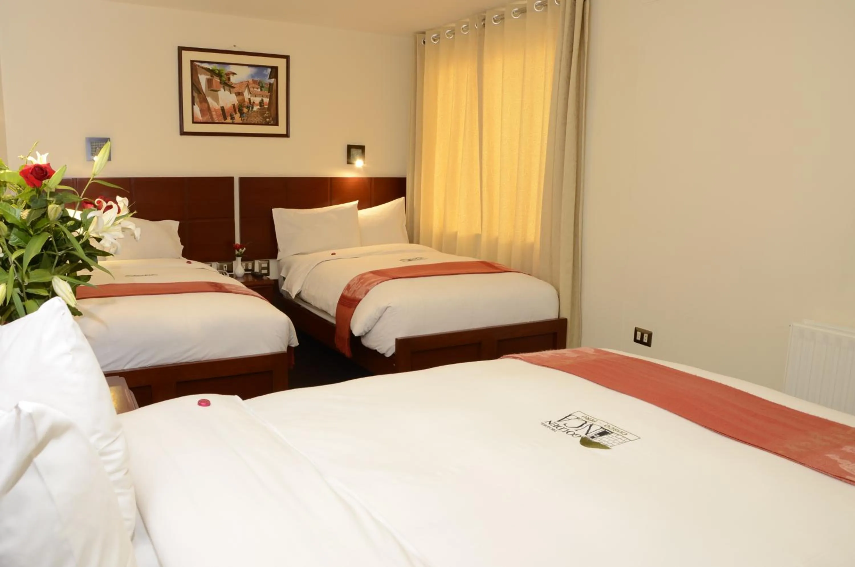 Photo of the whole room, Bed in Golden Inca Hotel