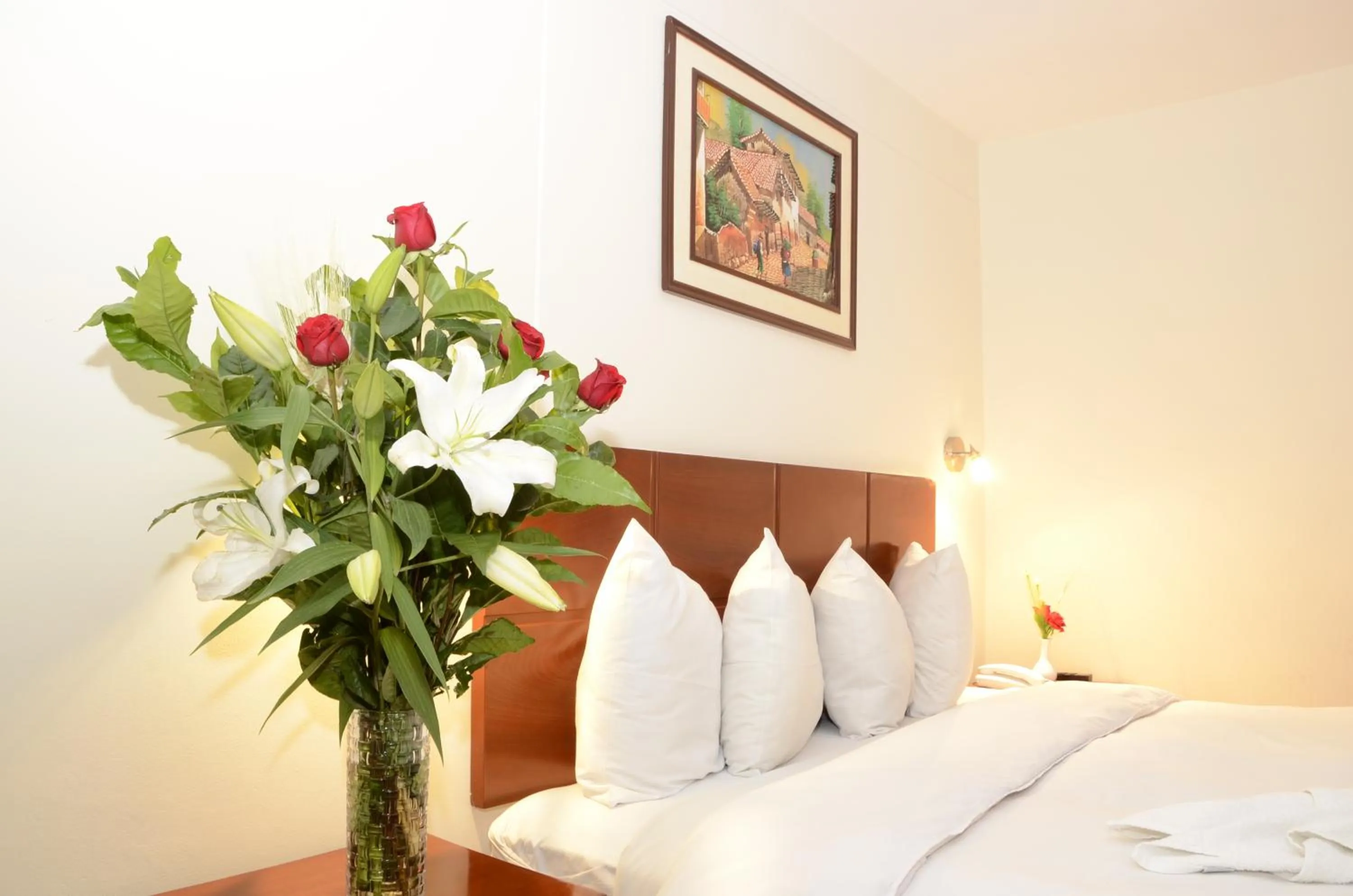 Decorative detail, Bed in Golden Inca Hotel