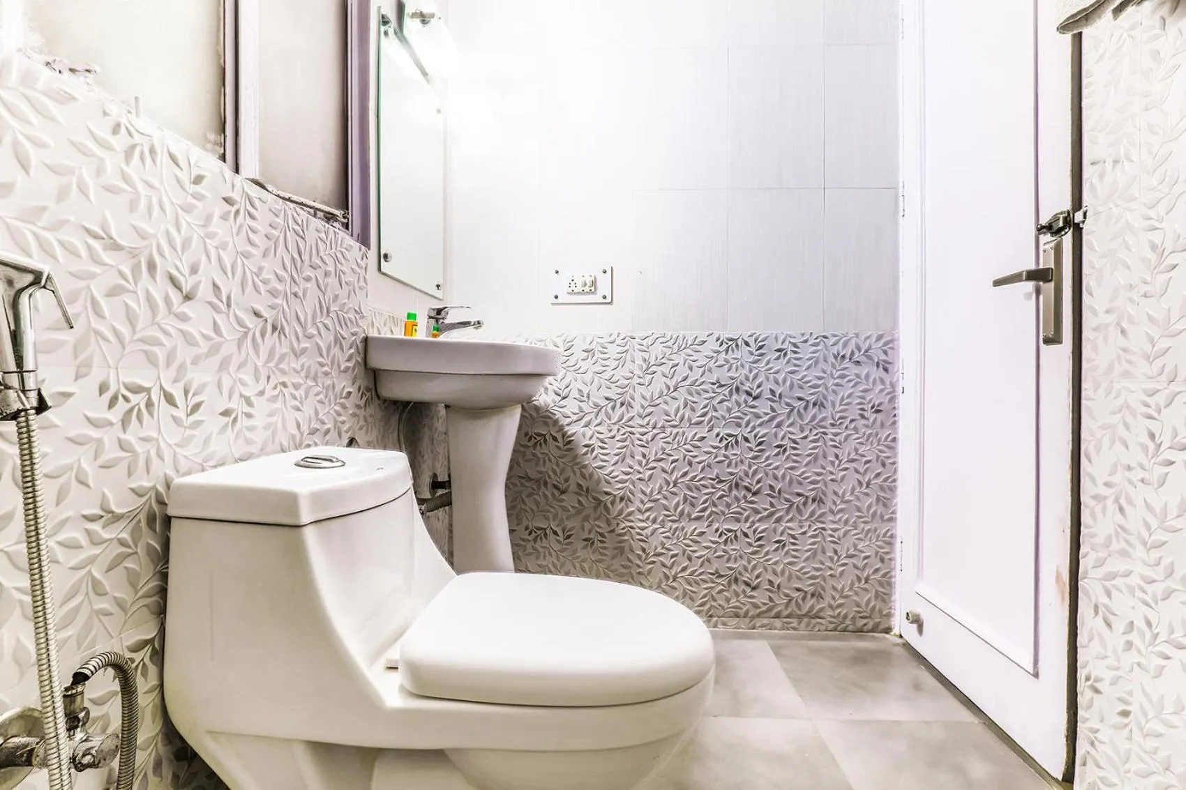 Toilet in FabExpress Hemkunt Mansion