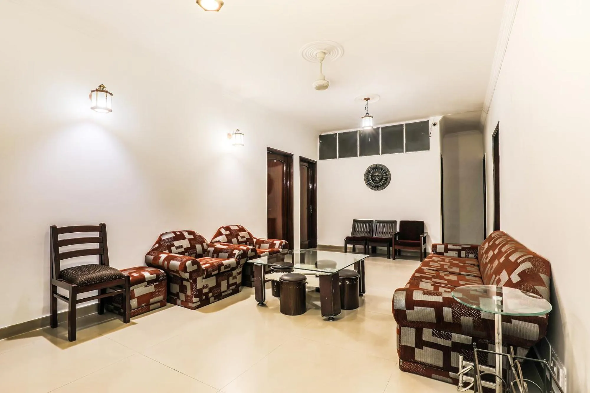 Seating area in FabExpress Hemkunt Mansion