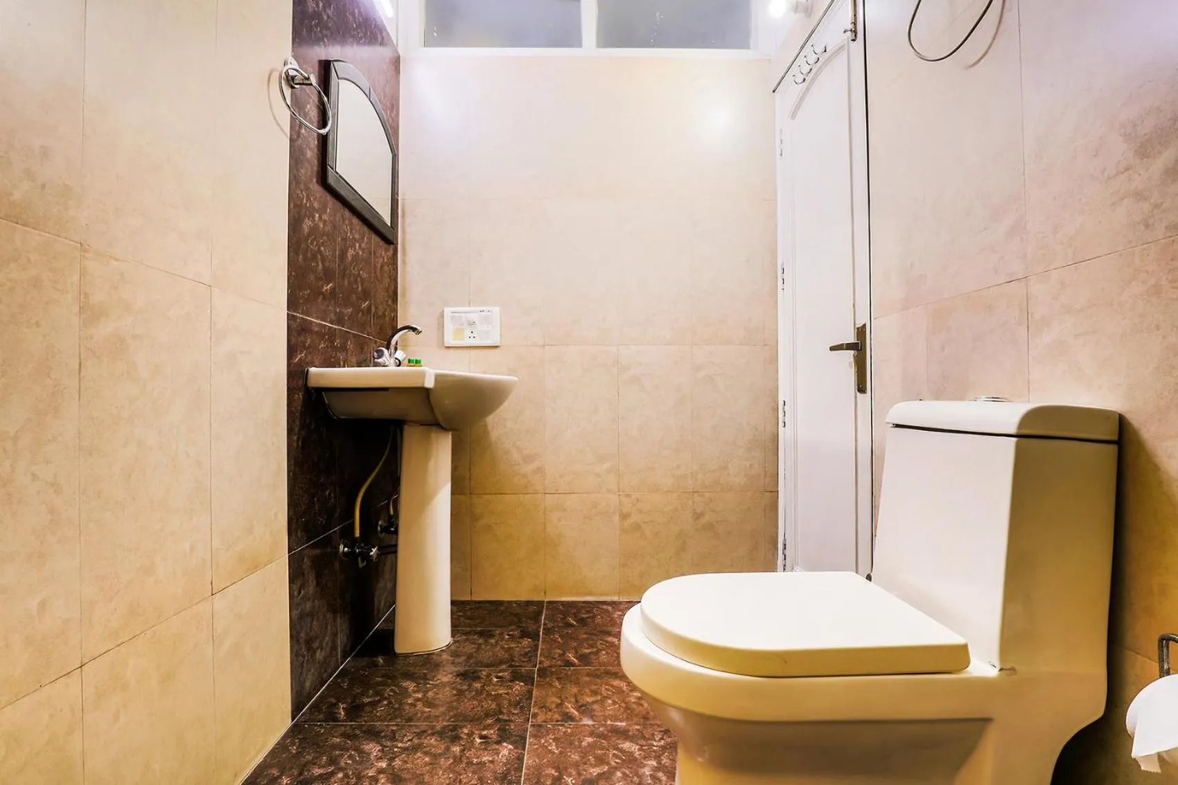 Toilet in FabExpress Hemkunt Mansion