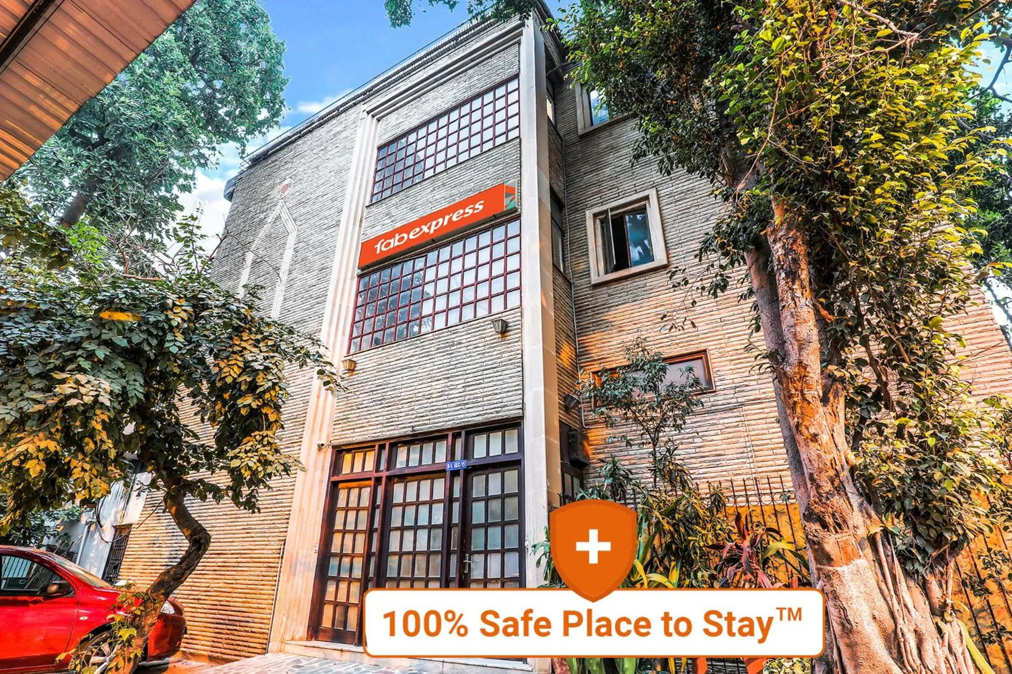 Property building in FabExpress Hemkunt Mansion