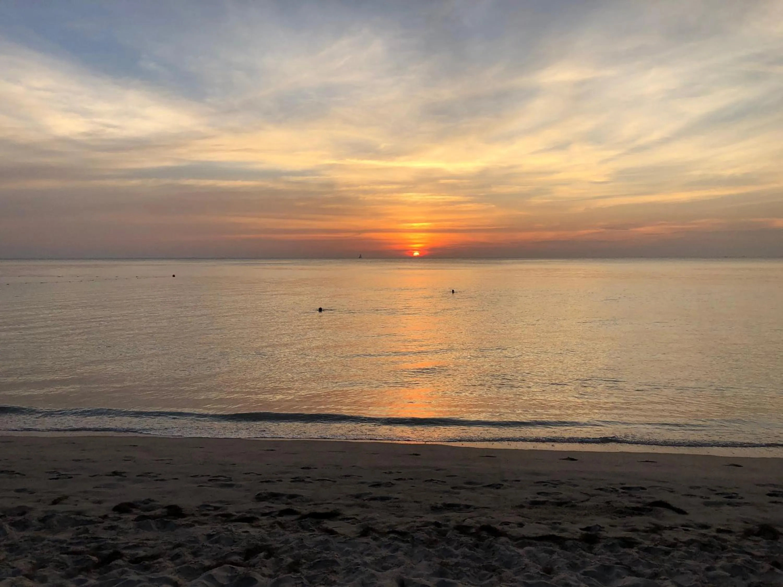 Sunset in Villa Kamala Beach