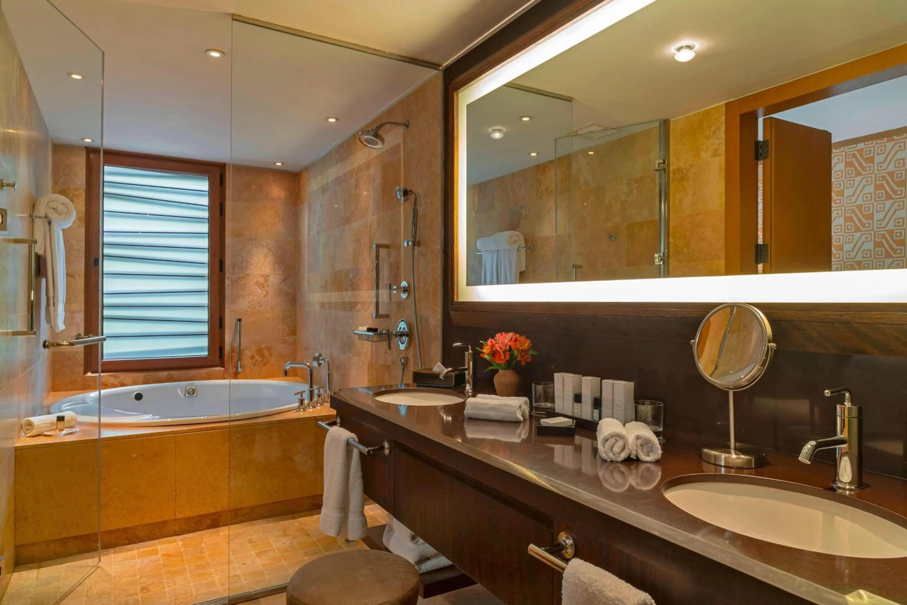 Bathroom in Tambo del Inka, a Luxury Collection Resort & Spa, Valle Sagrado
