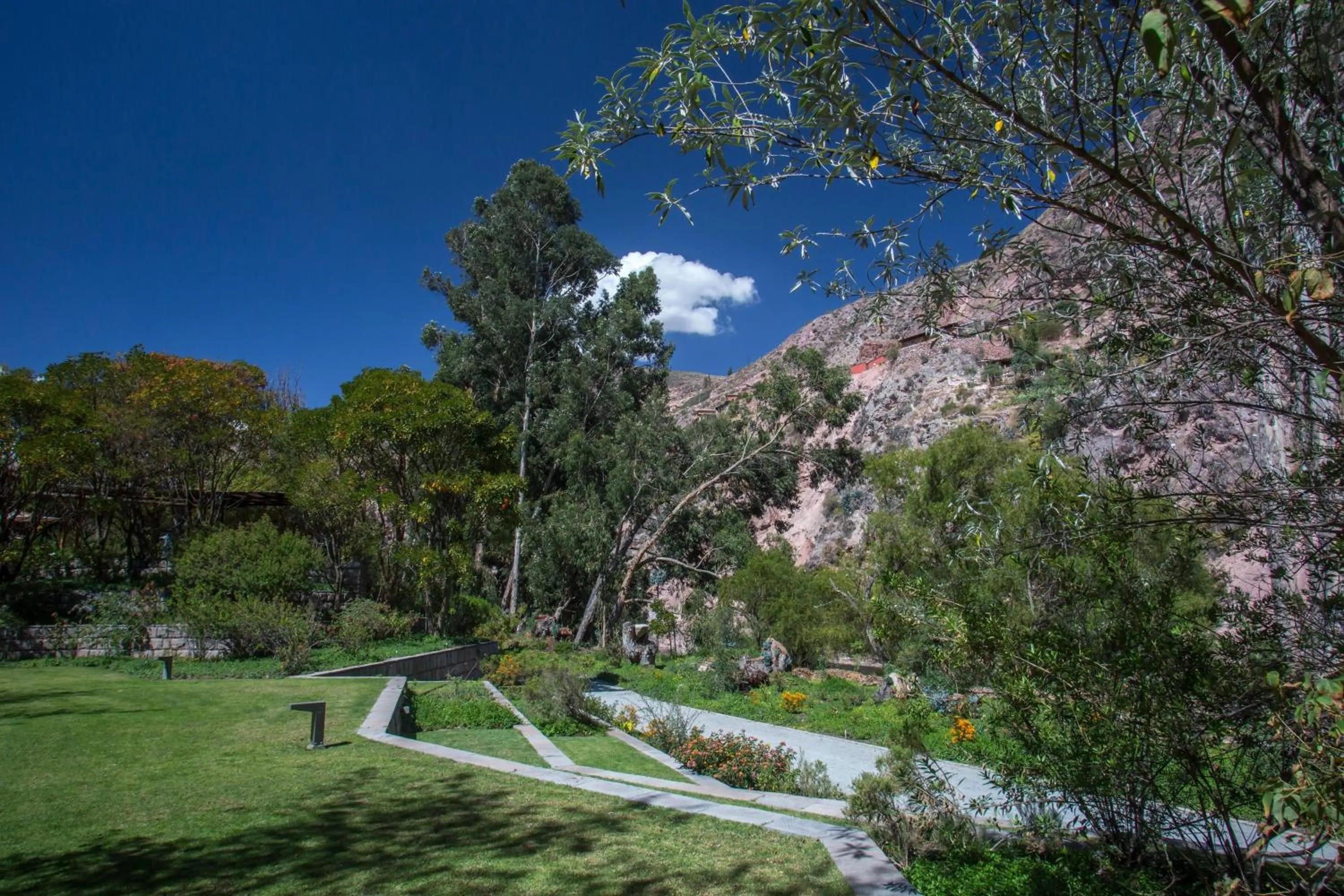 Photo of the whole room in Tambo del Inka, a Luxury Collection Resort & Spa, Valle Sagrado