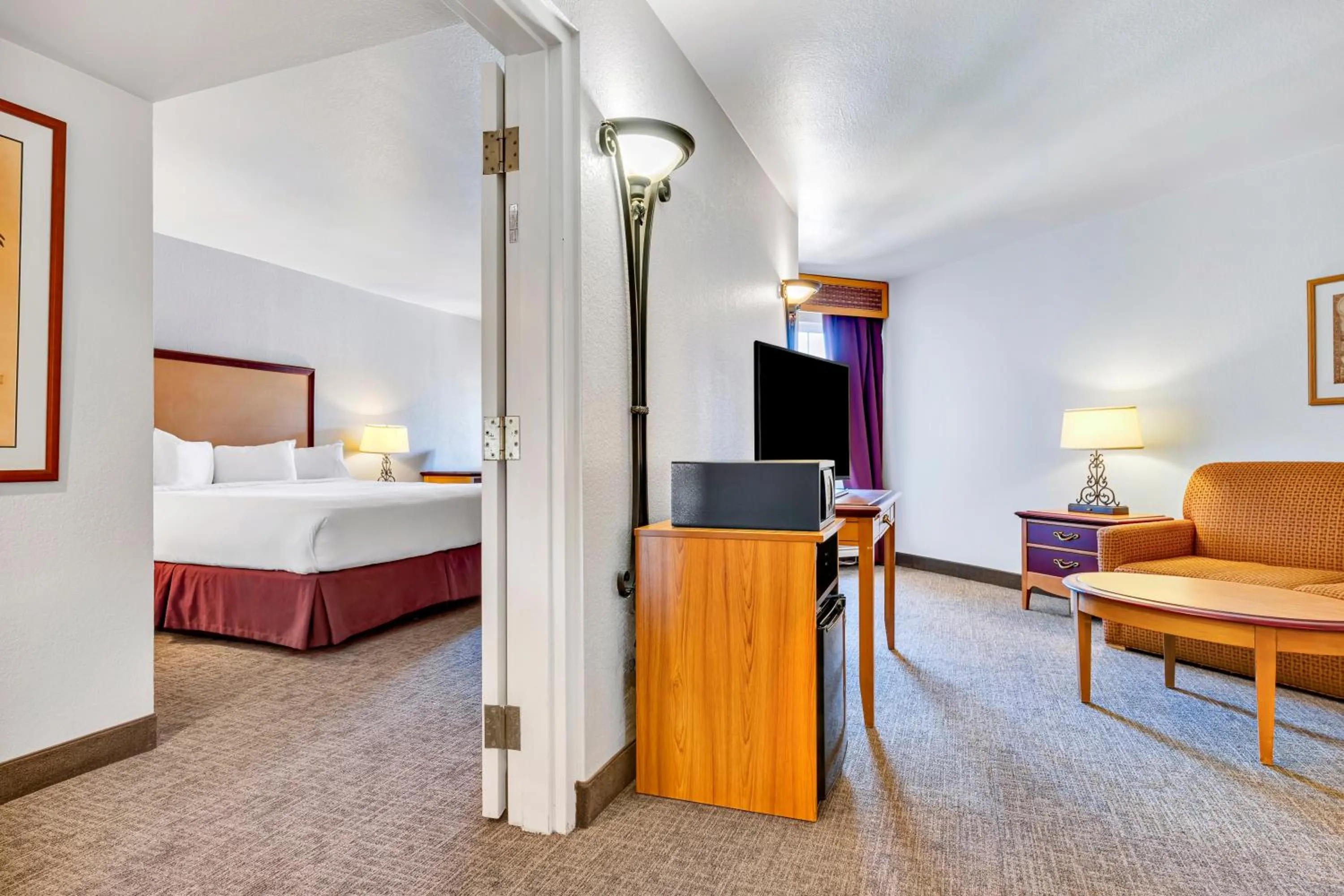 Bed in CasaBlanca Resort, Casino, Golf & Spa