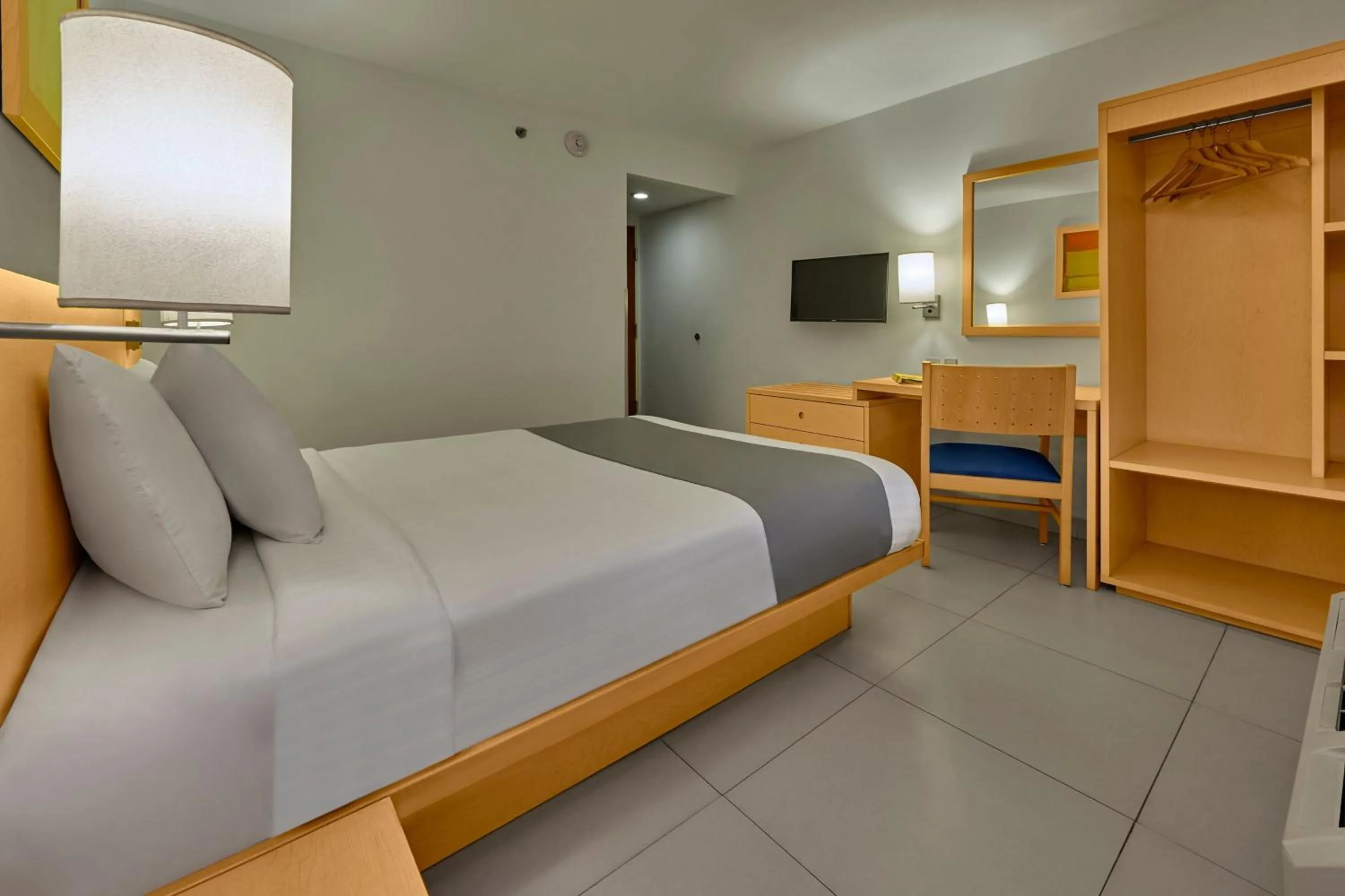 Bedroom, Bed in City Express by Marriott Lazaro Cardenas