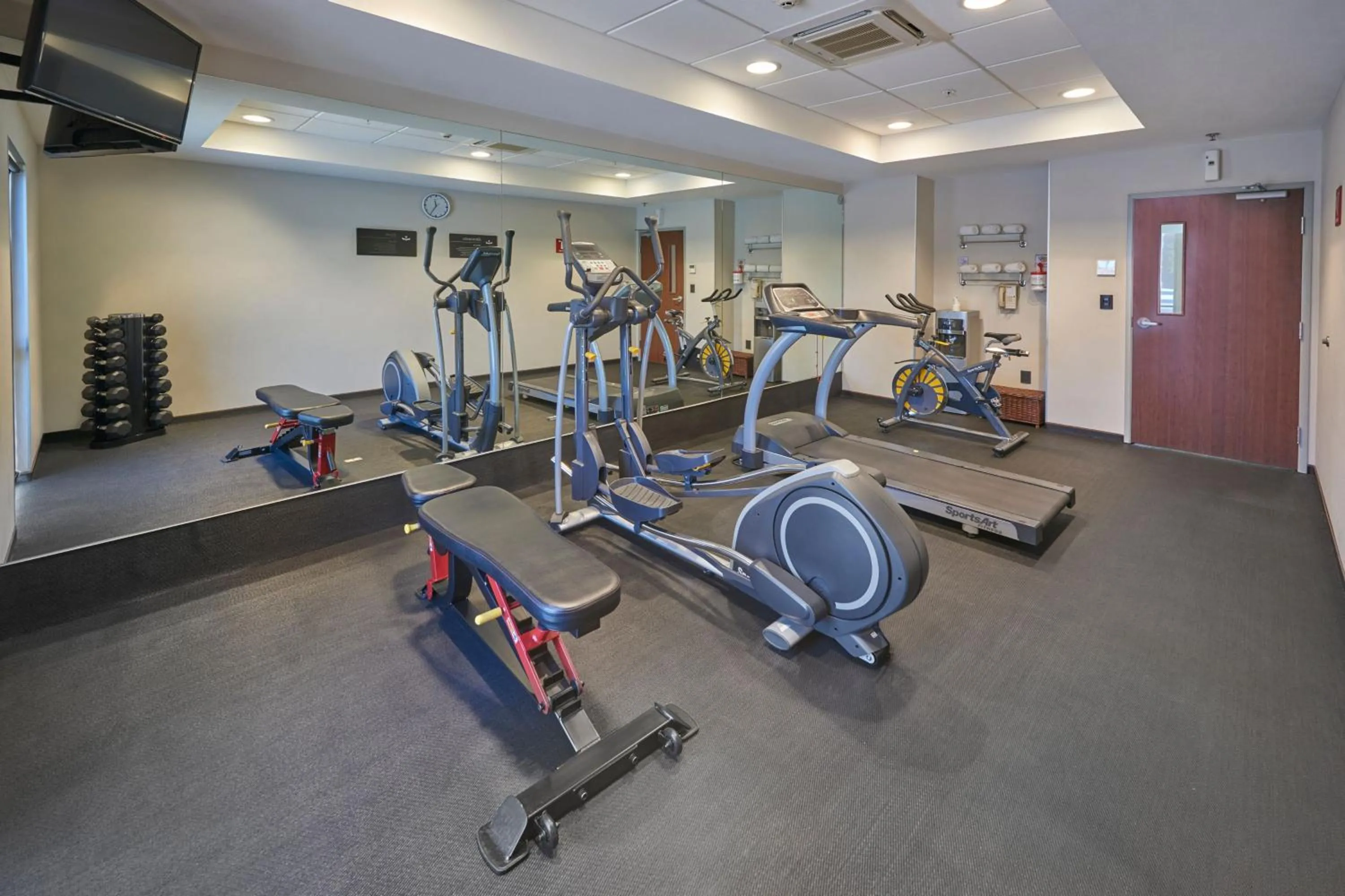 Fitness centre/facilities in City Express by Marriott Tijuana Rio