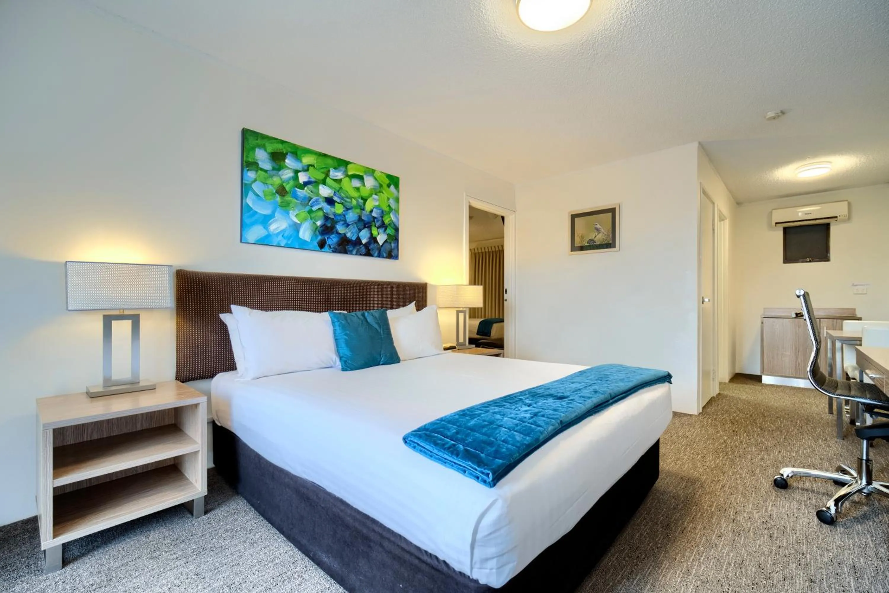 Bedroom, Bed in Albany Motel & Apartments