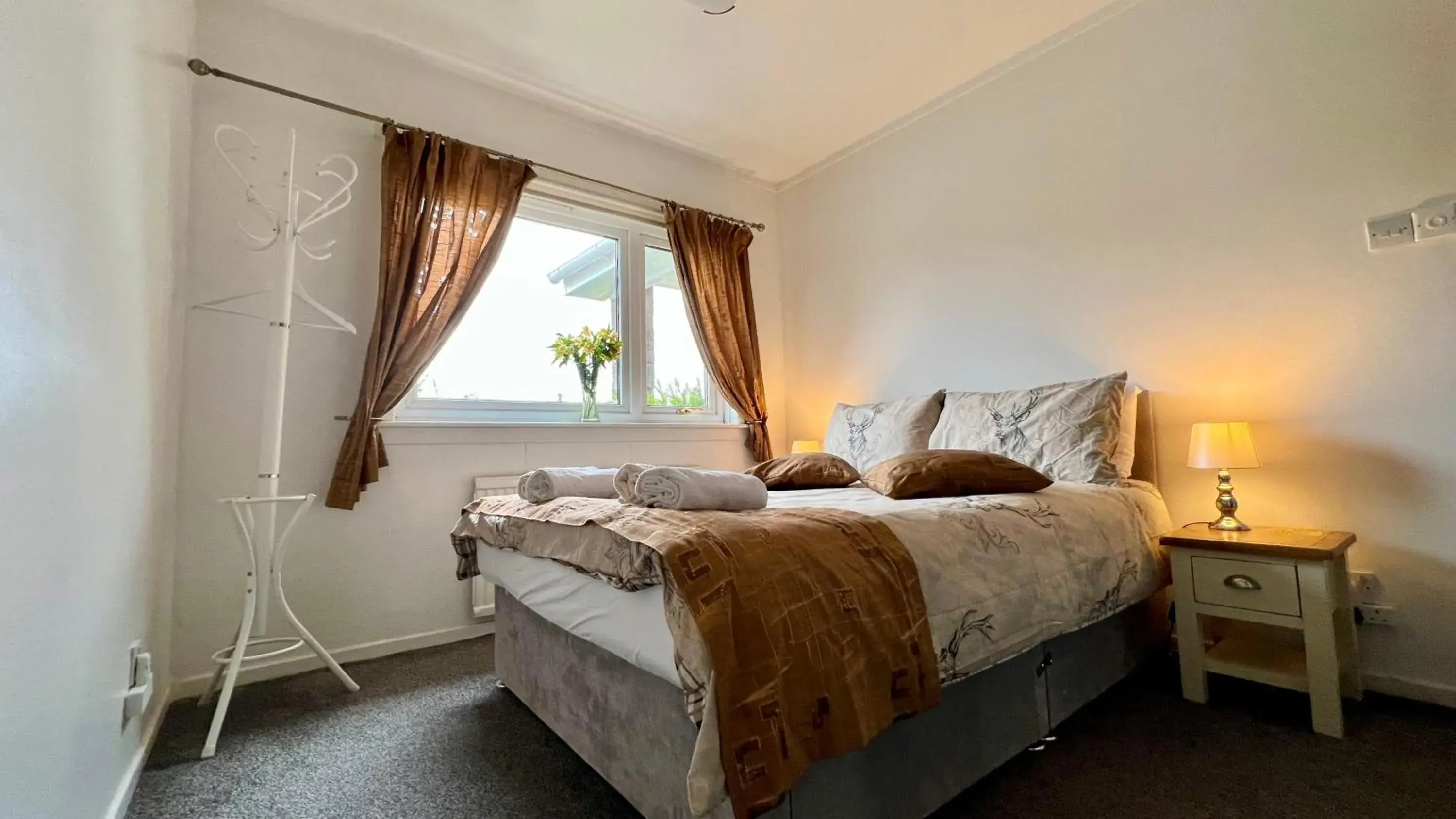 Double Room with private bathroom in Old Captain Guest House Double Room with private bathroom in Old Captain Guest House
