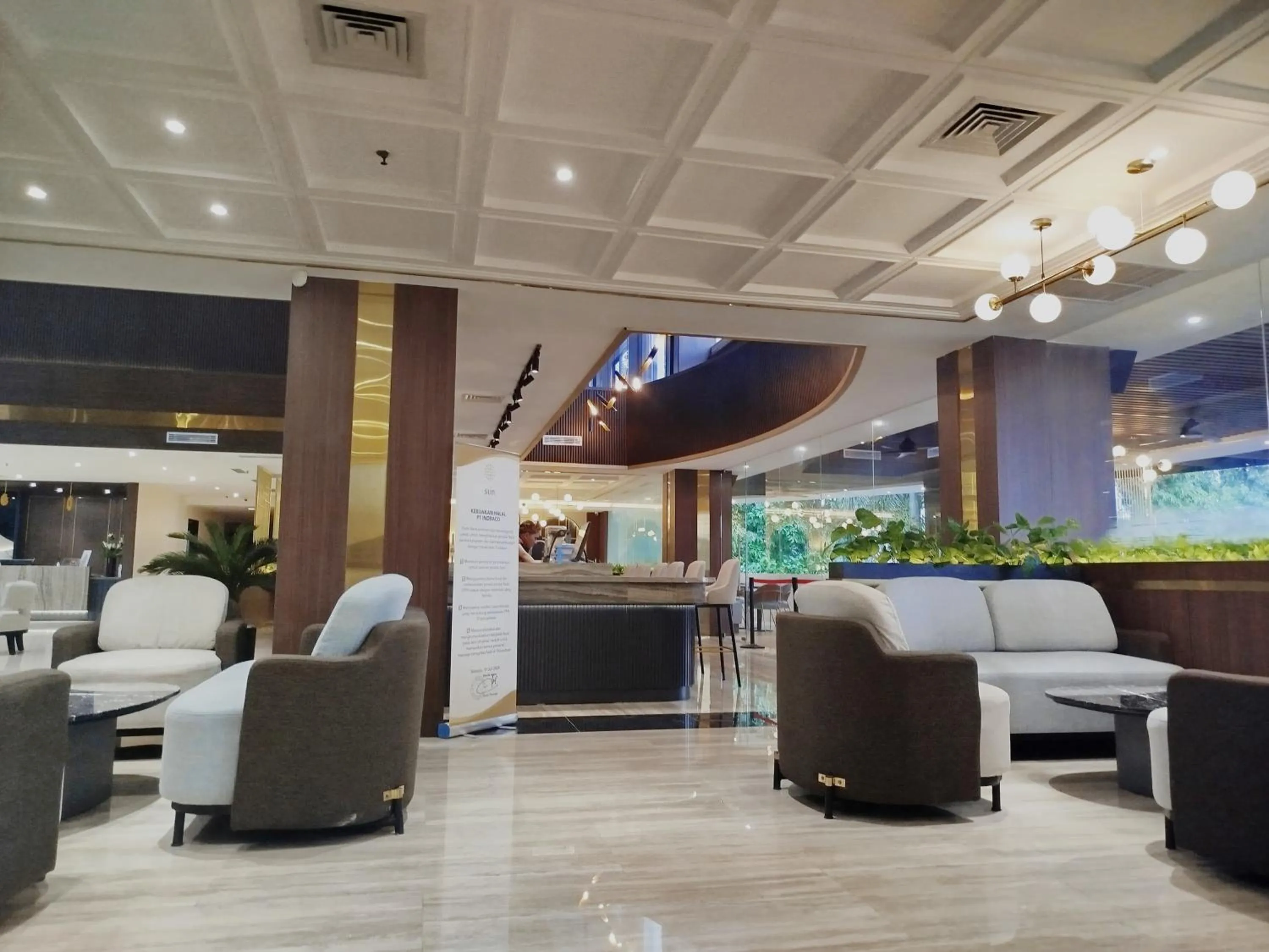 Restaurant/places to eat in The Sun Hotel Sidoarjo