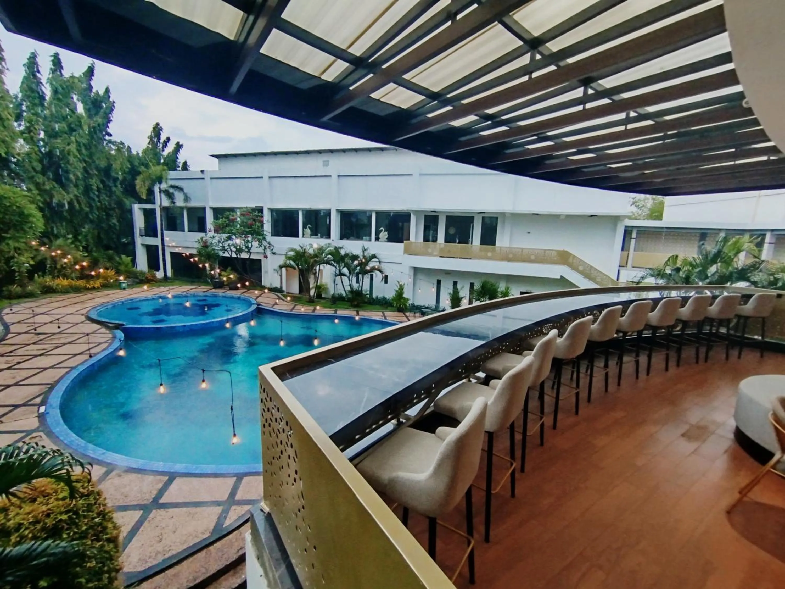 Restaurant/places to eat in The Sun Hotel Sidoarjo