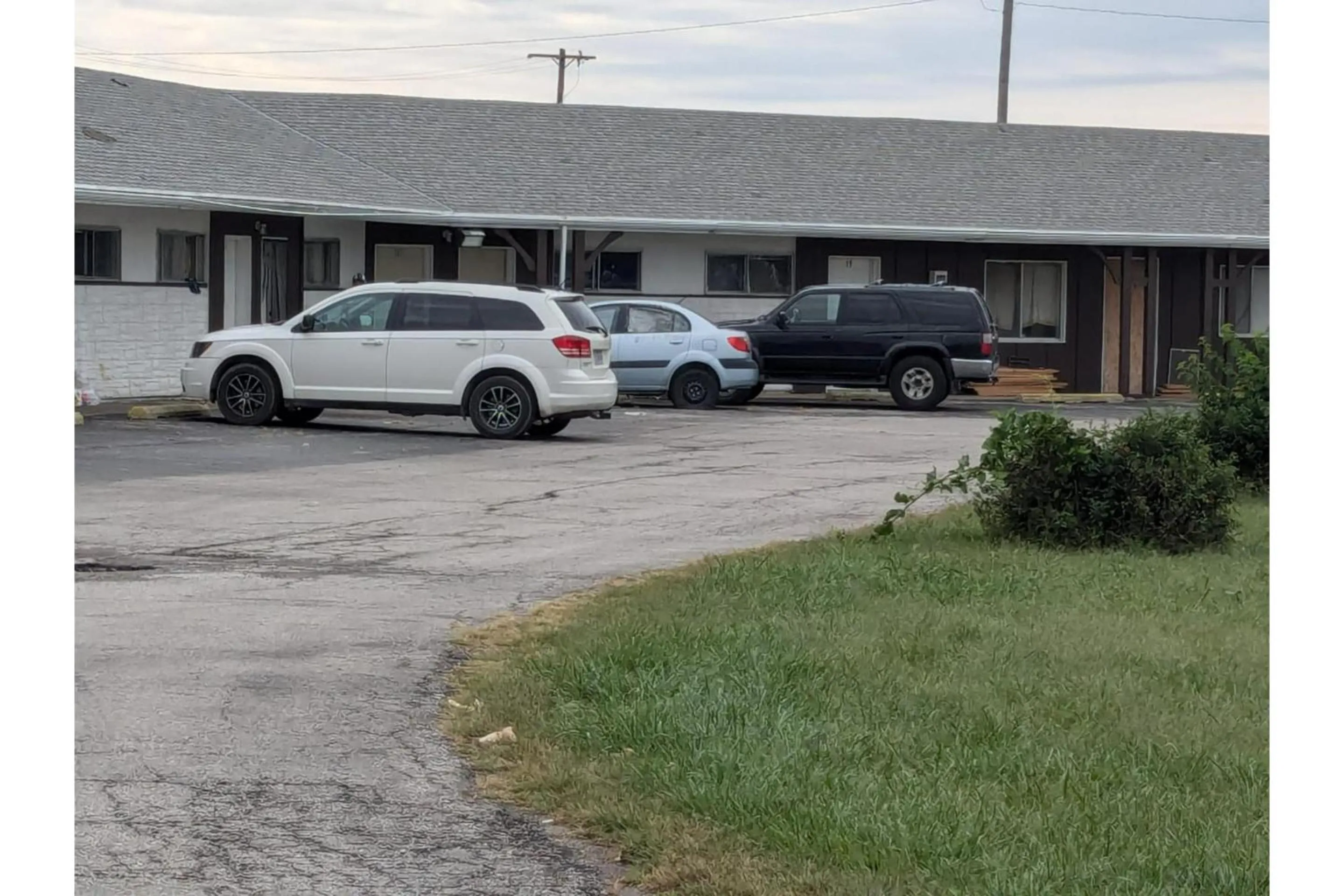 Parking in Capri Motel By OYO Elwood, Wathena