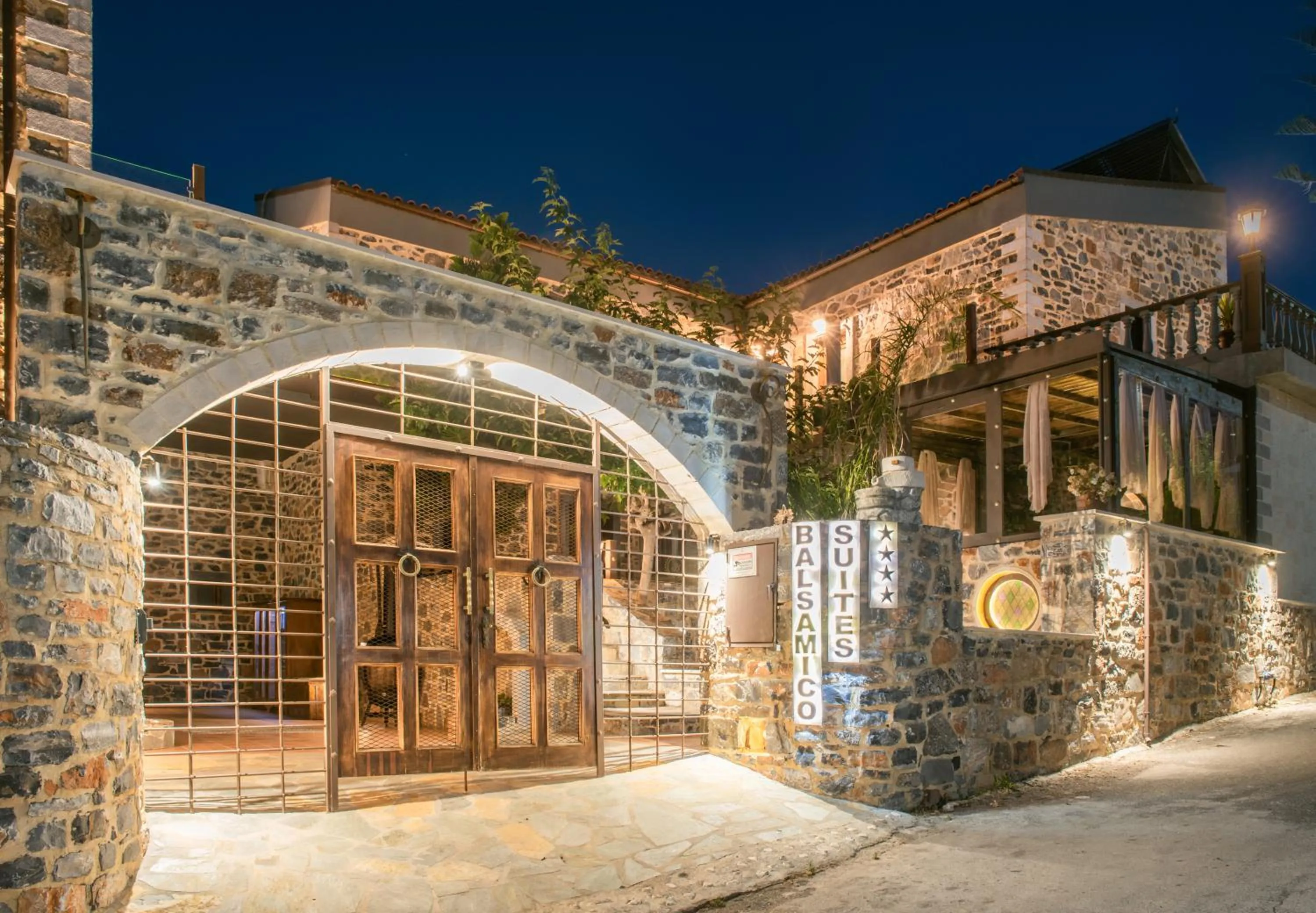 Property building in Balsamico Traditional Suites