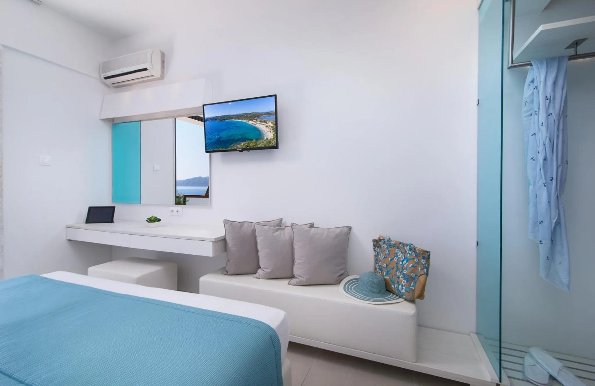 Bedroom in Sun Rise Hotel