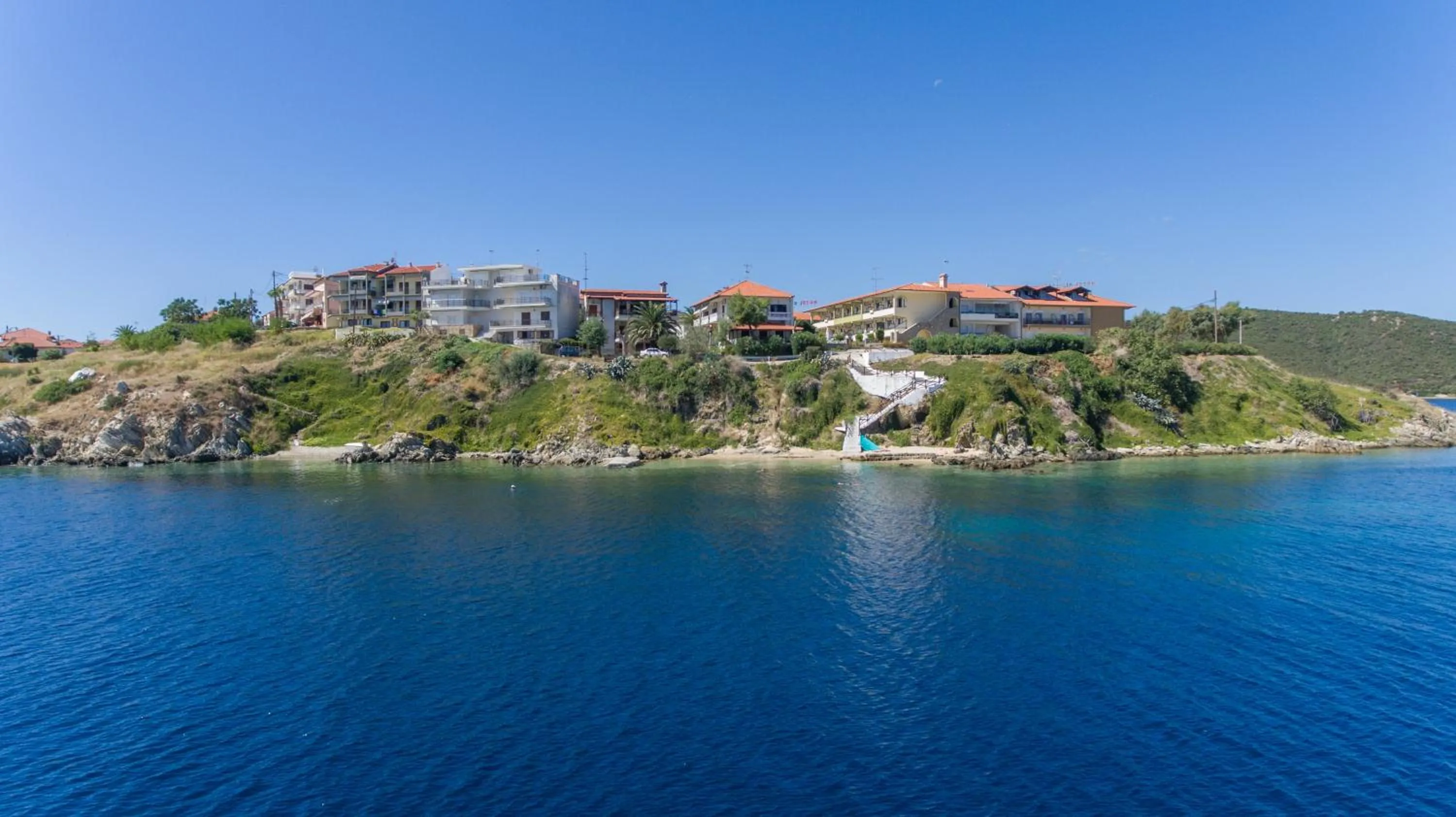 Beach in Sun Rise Hotel