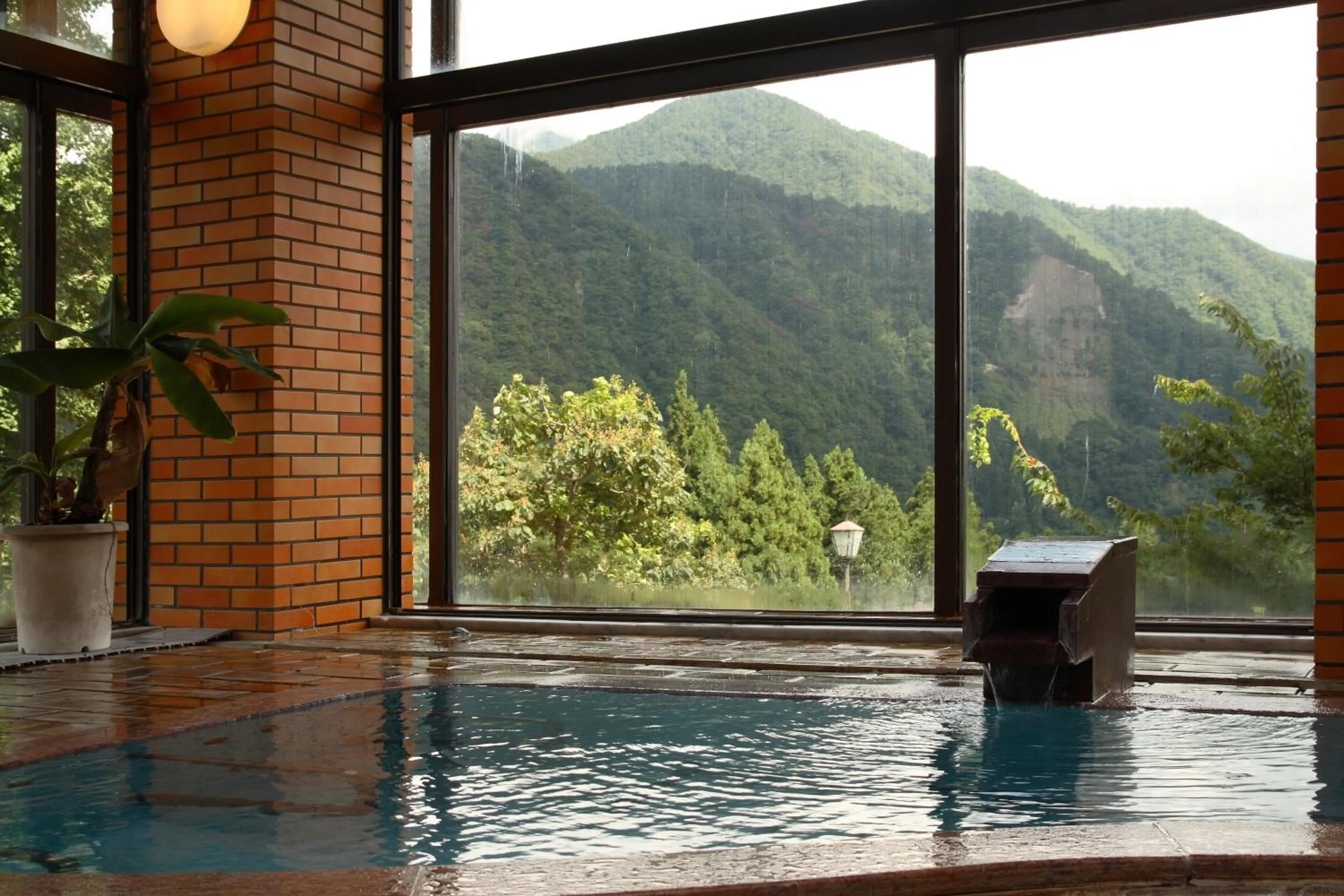 Hot Spring Bath in Takahan