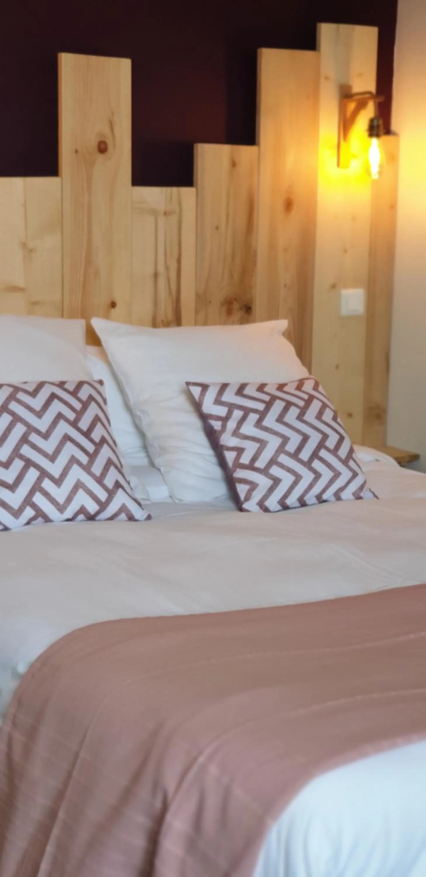 Bed in Hôtel La Baïne