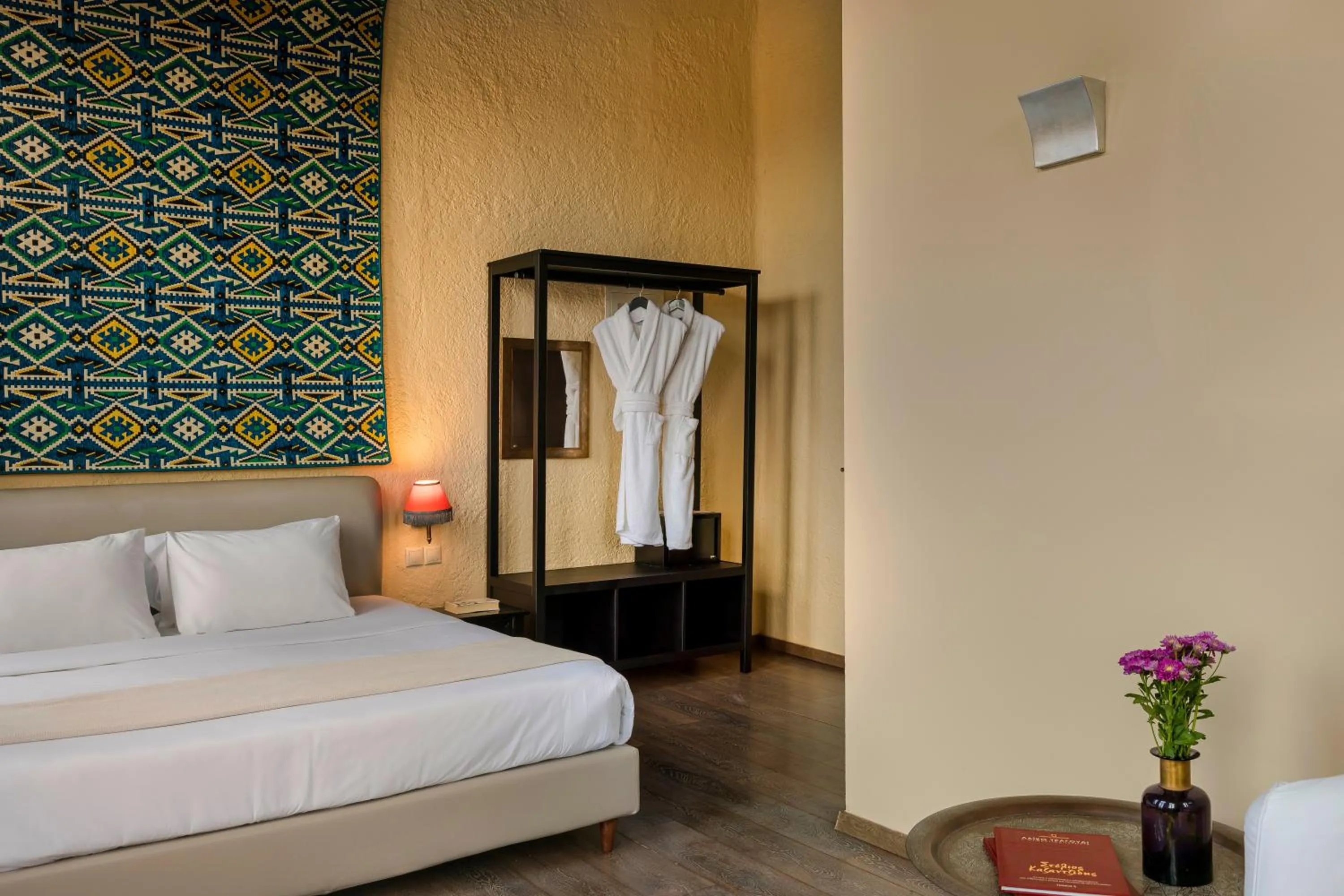 Bedroom in Alcanea Boutique Hotel