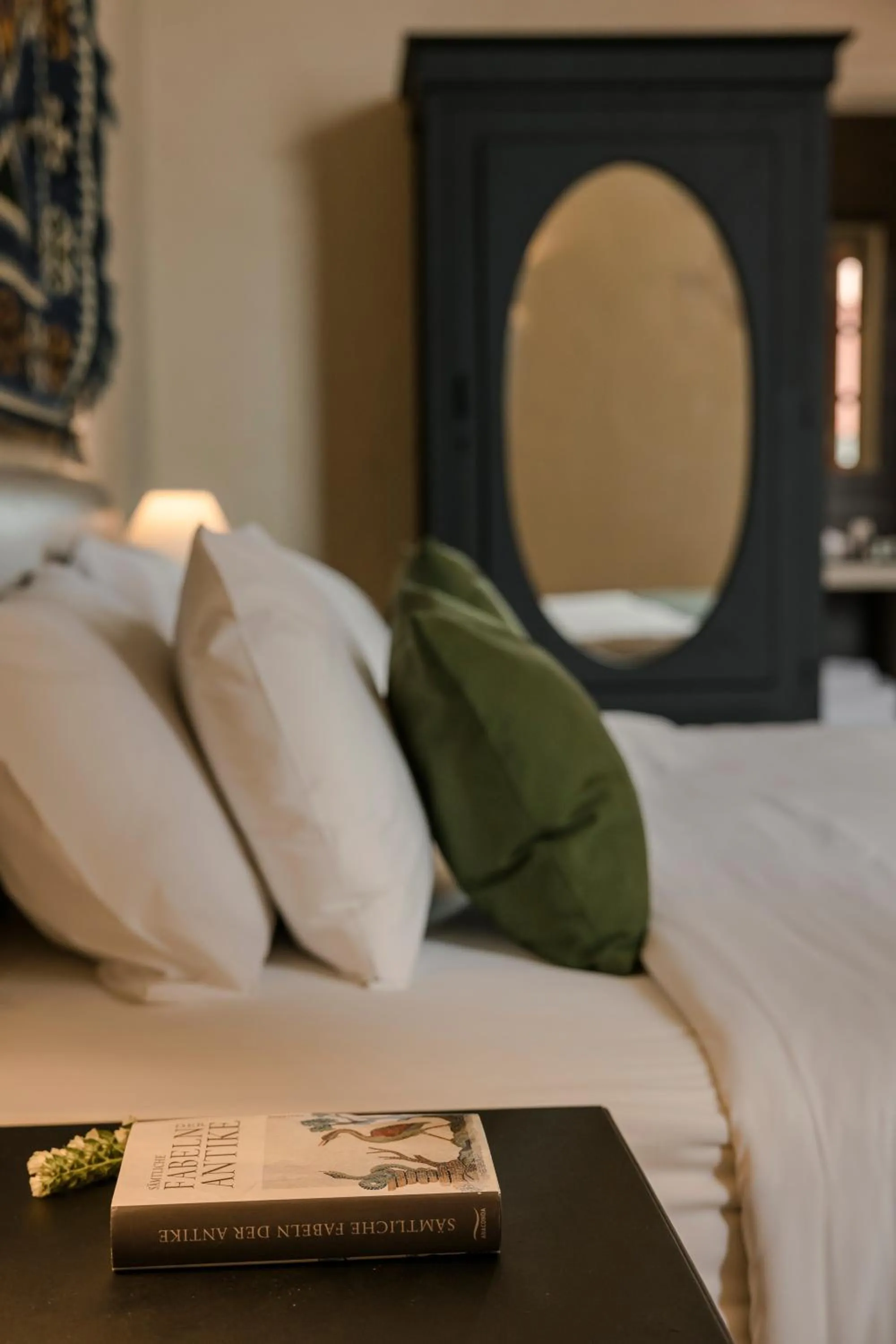 Bed in Alcanea Boutique Hotel