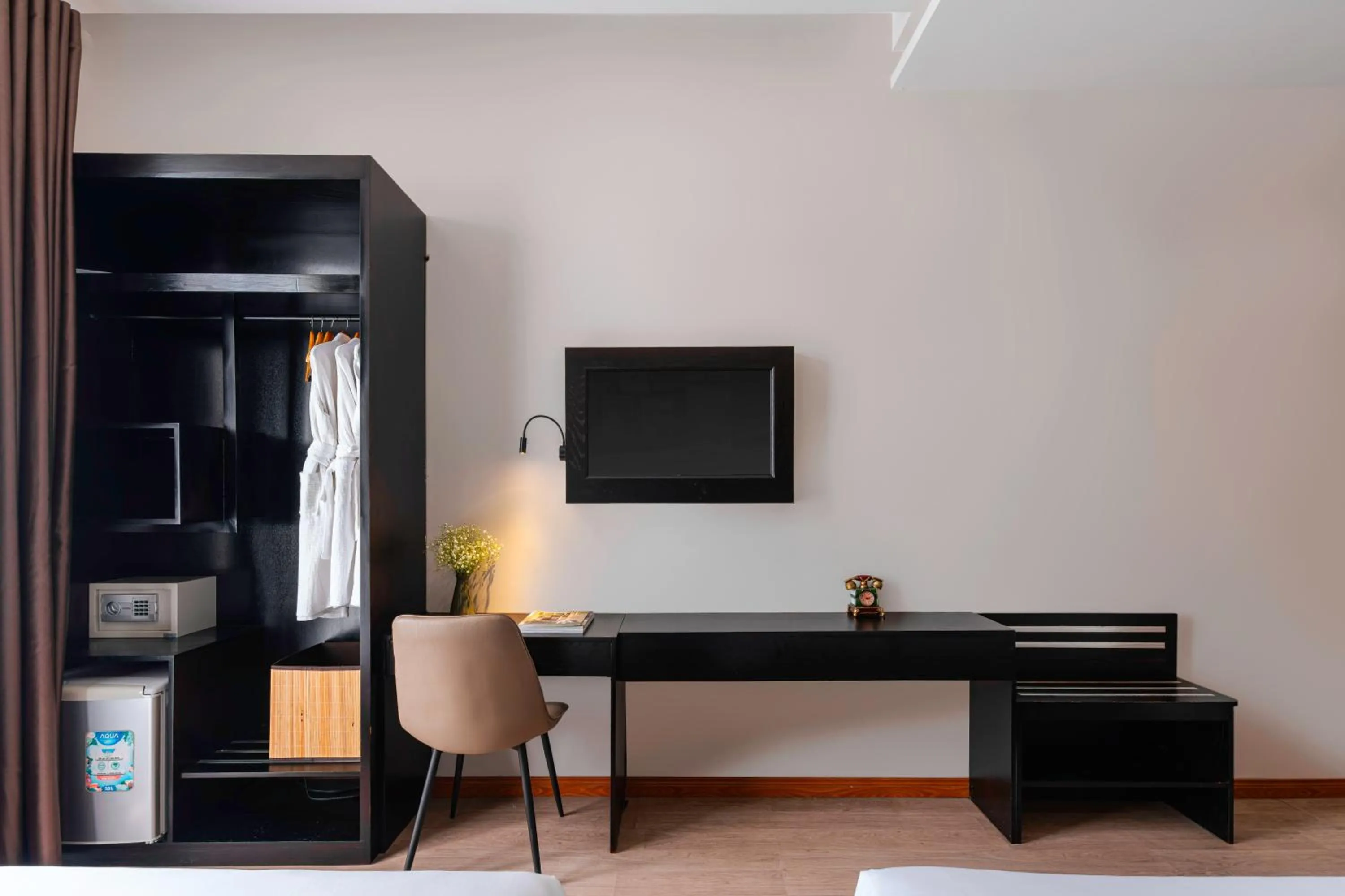 furniture in Nature Hotel - Luong The Vinh