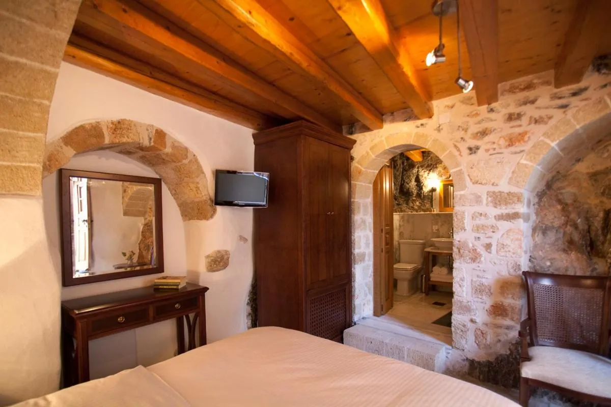 Bed in Likinia Hotel