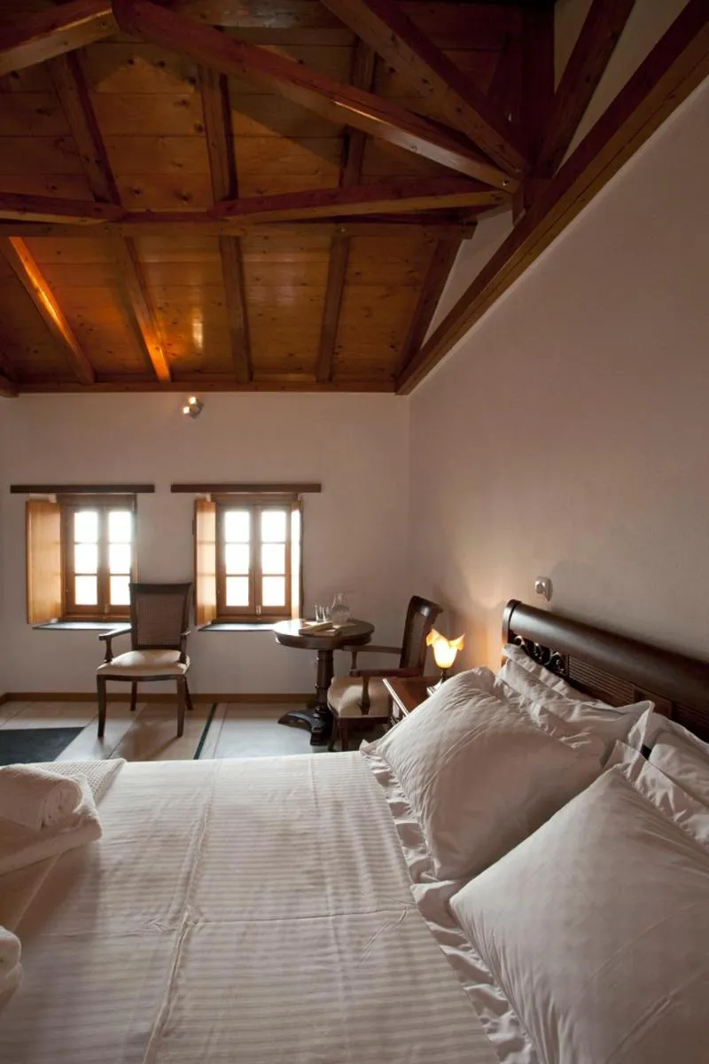 Bed in Likinia Hotel