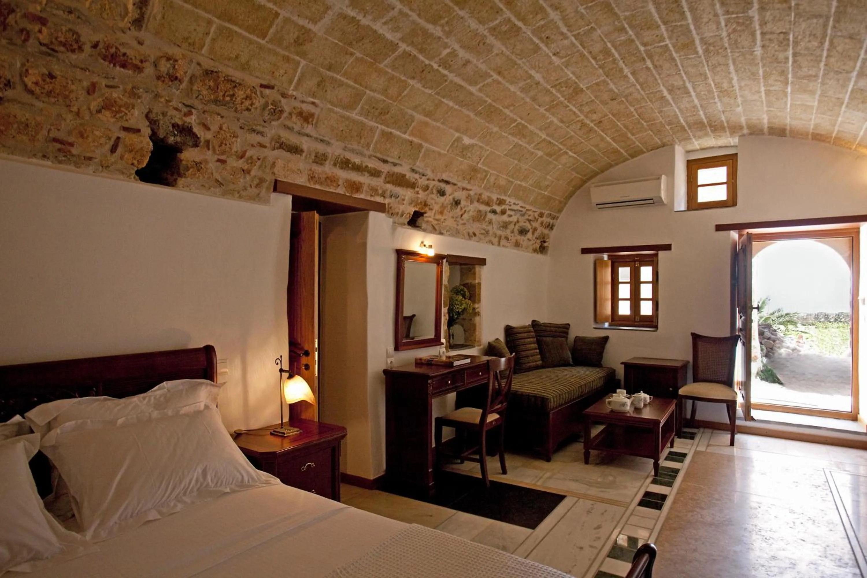 Bed in Likinia Hotel