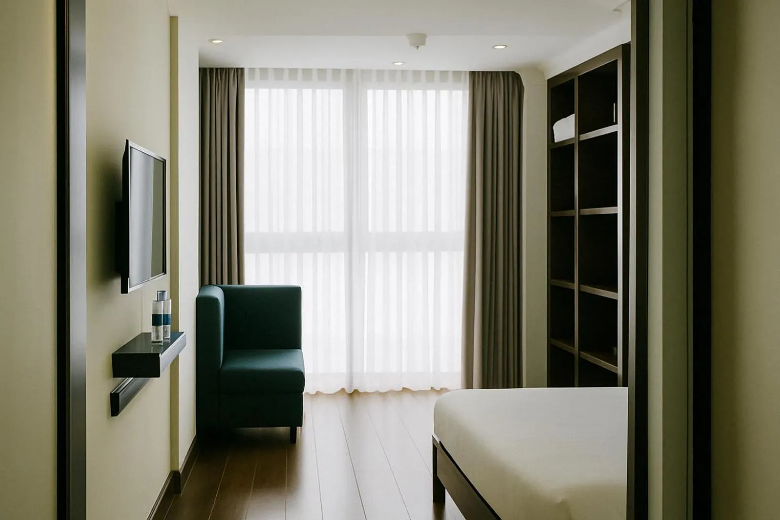 Living room, Bed in Bella Rosa Trendy Hotel & Spa