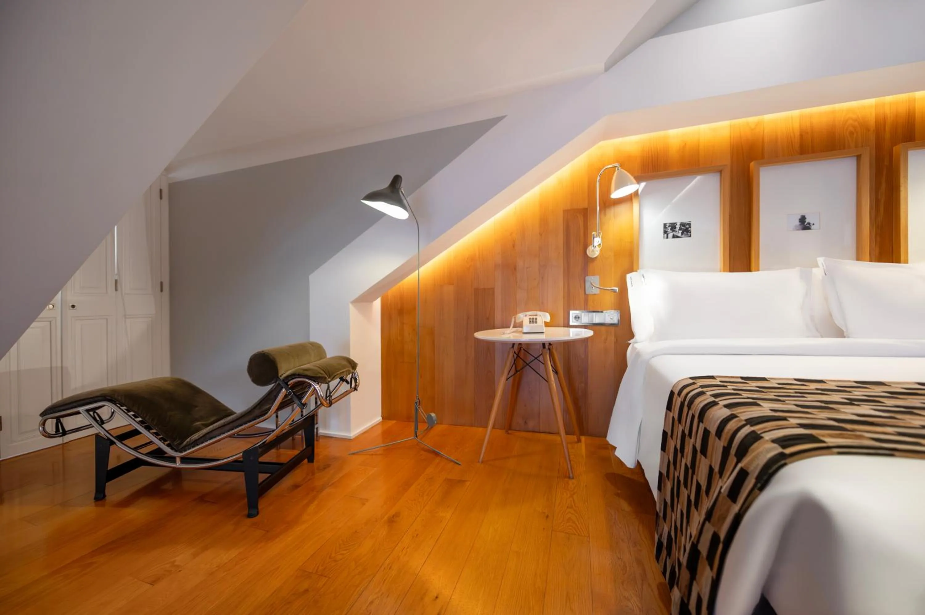 Bed in Browns Downtown Hotel