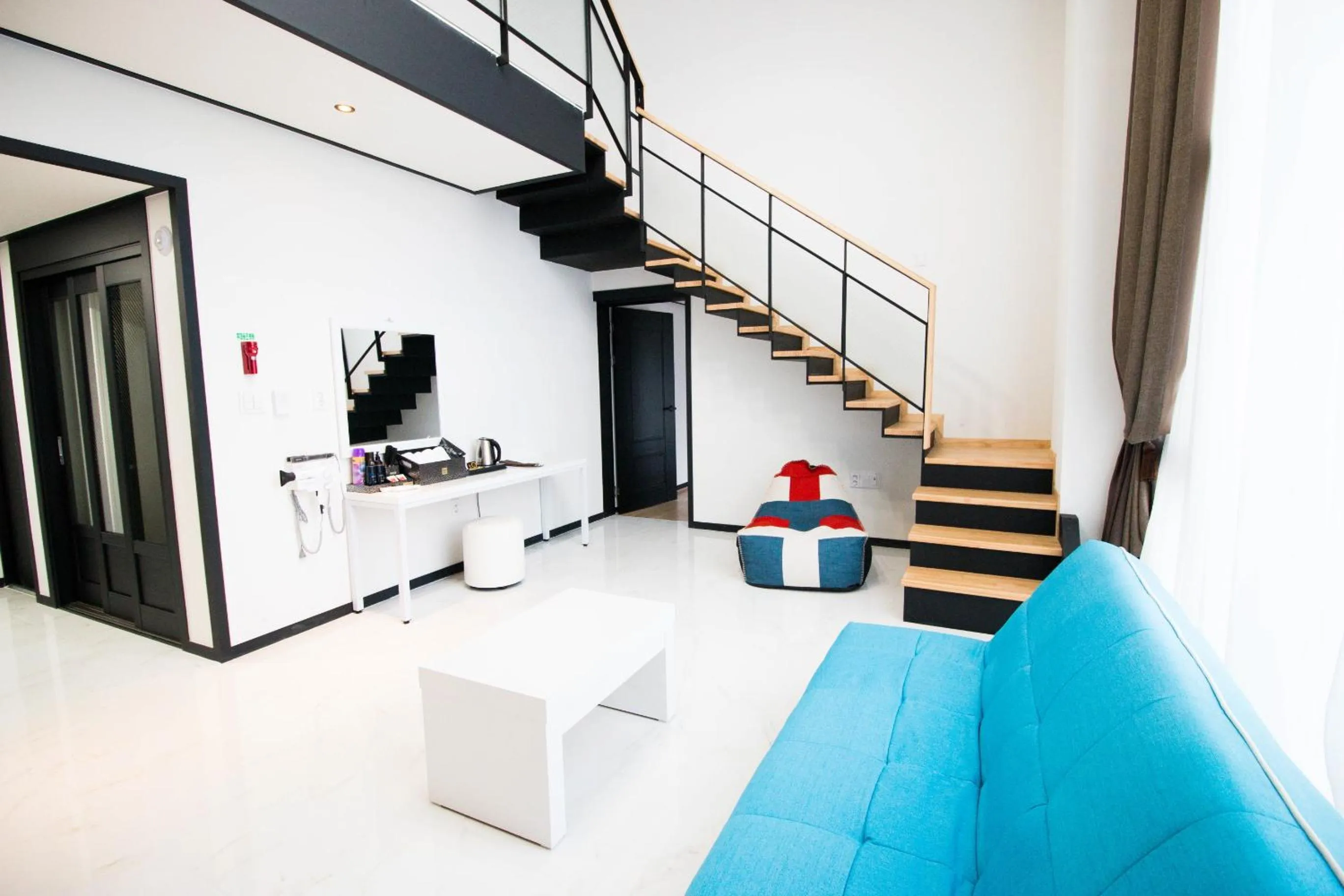 Yeosu Thestay Hostel