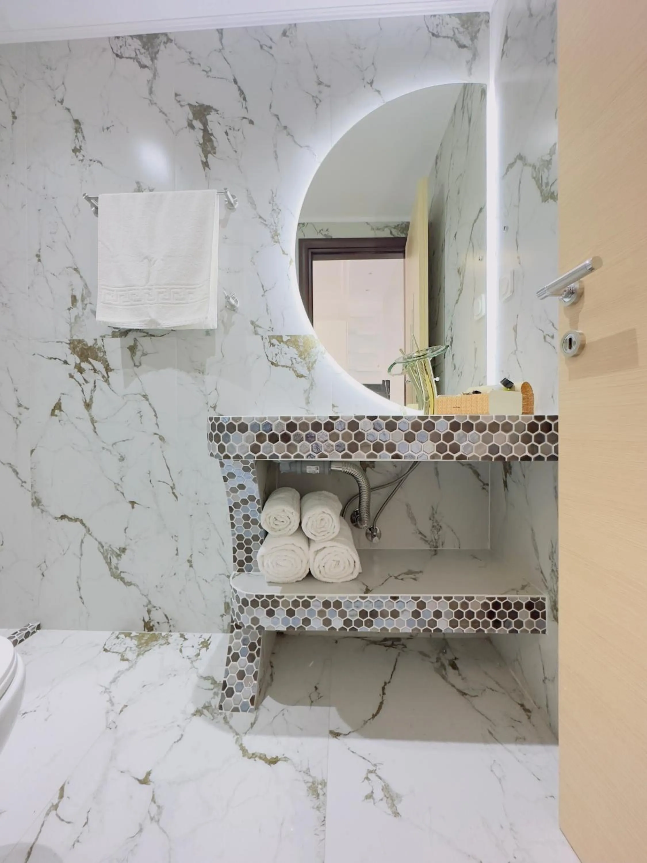 Bathroom in Nikos Apartments Corfu