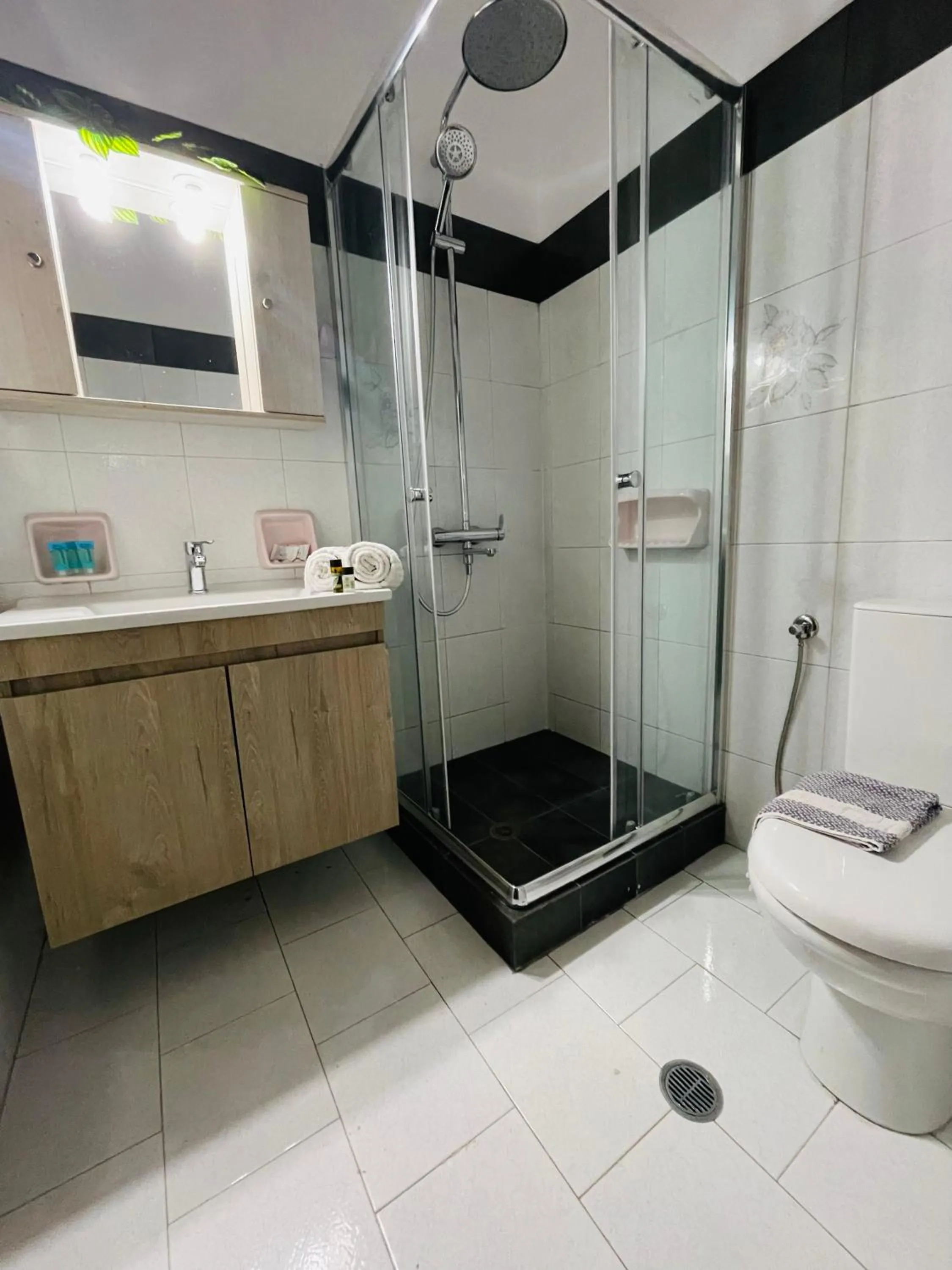 Shower in Nikos Apartments Corfu