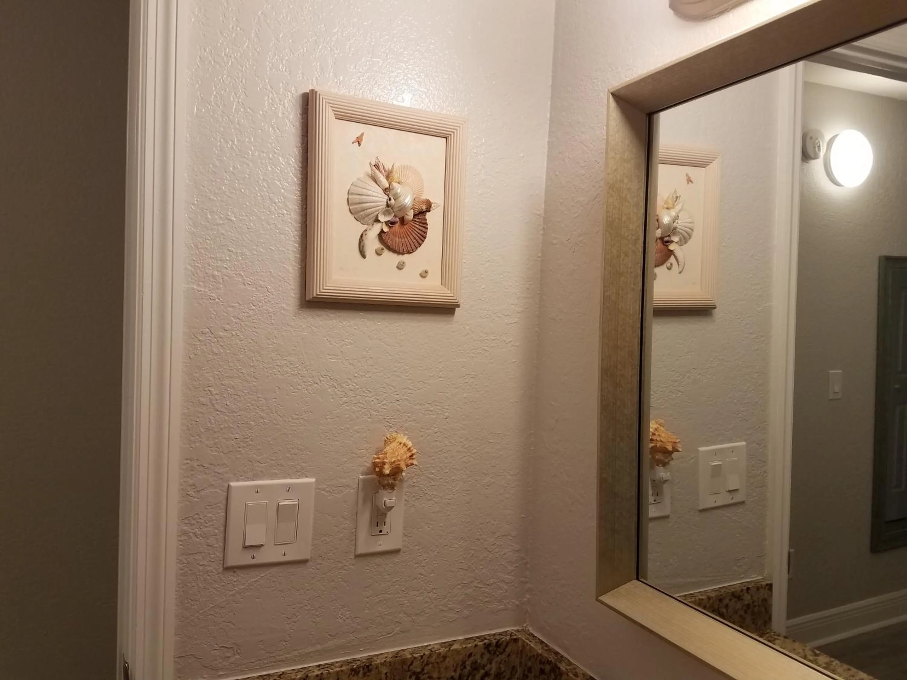 2BR/1BA Sienna Park Apartment
