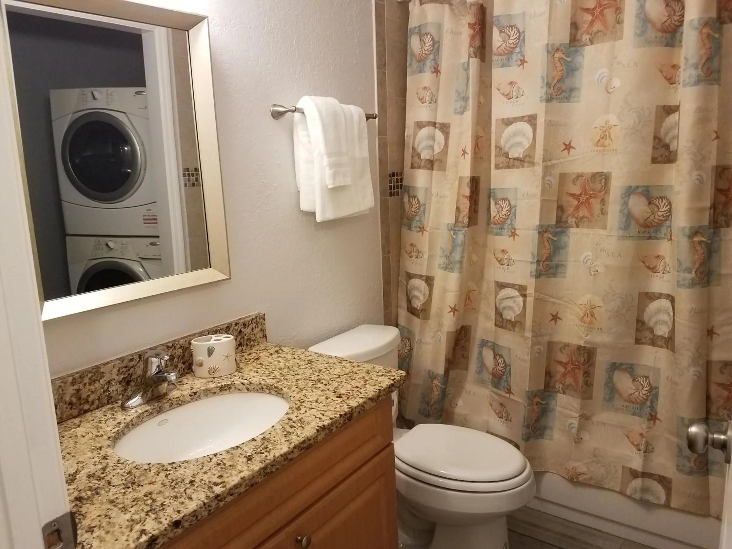 2BR/1BA Sienna Park Apartment