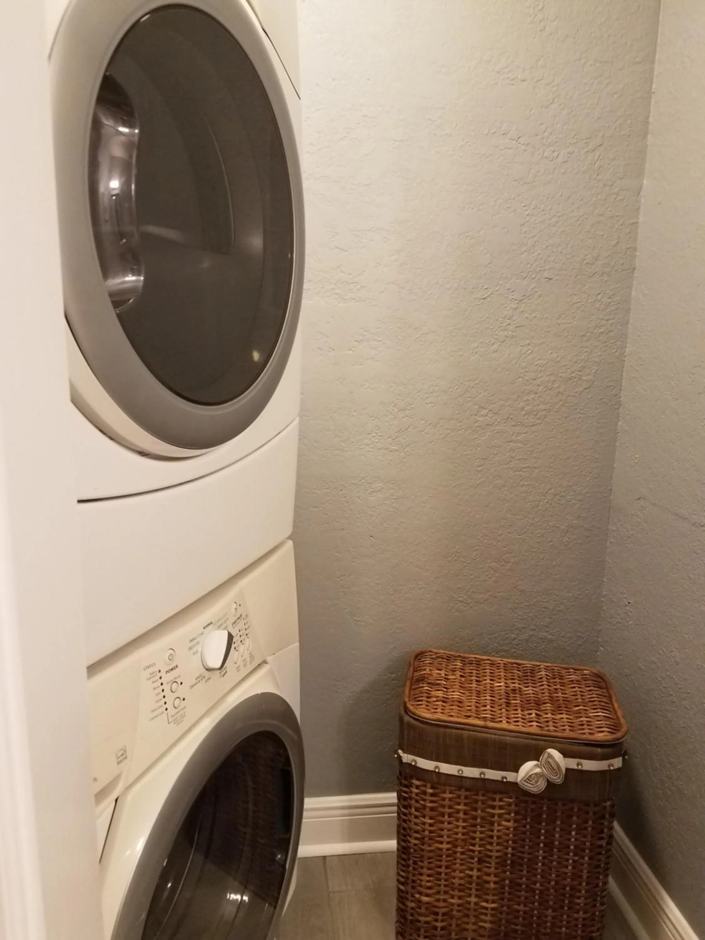 2BR/1BA Sienna Park Apartment