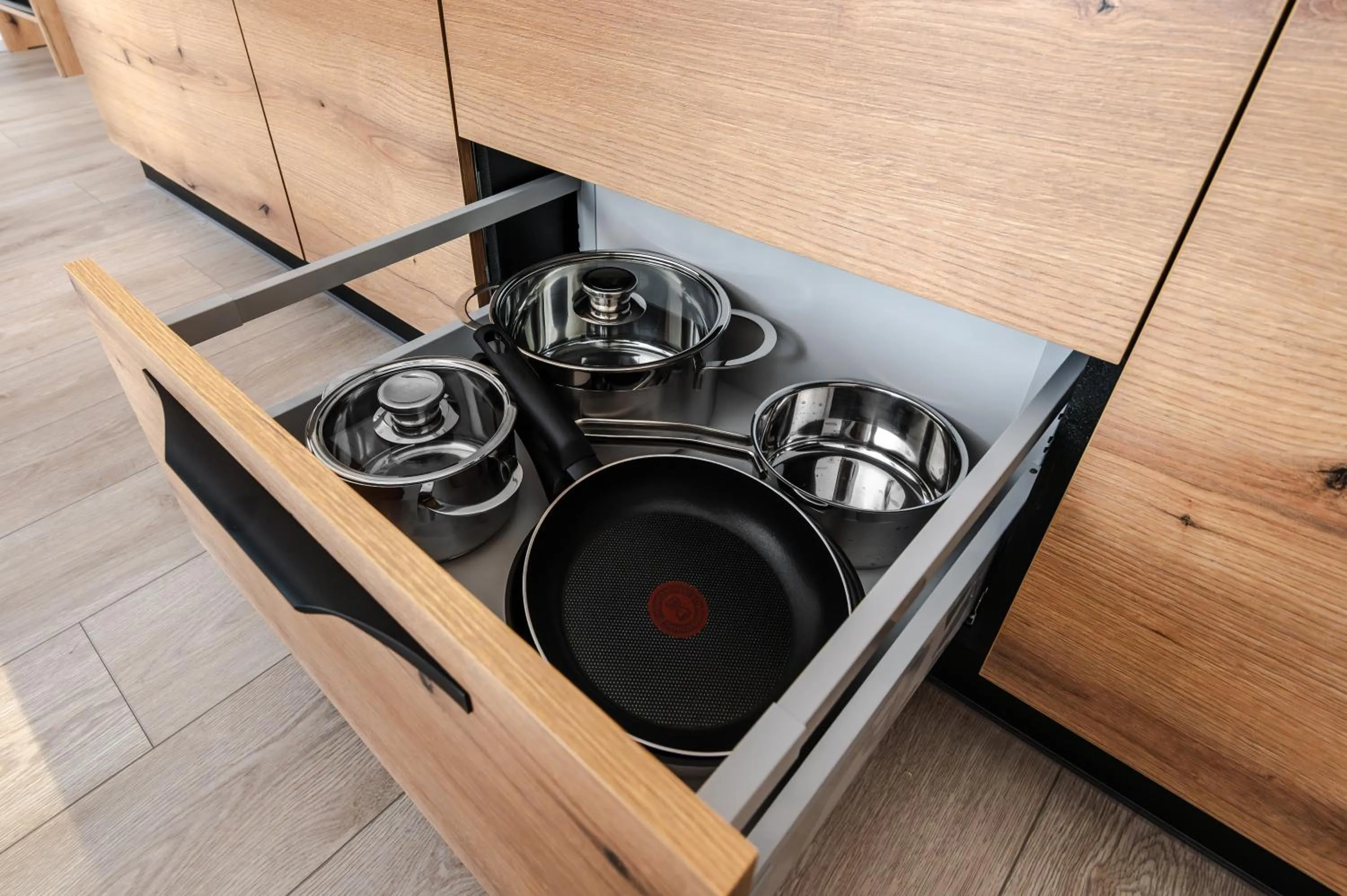 No 28 Rooms & Apartments