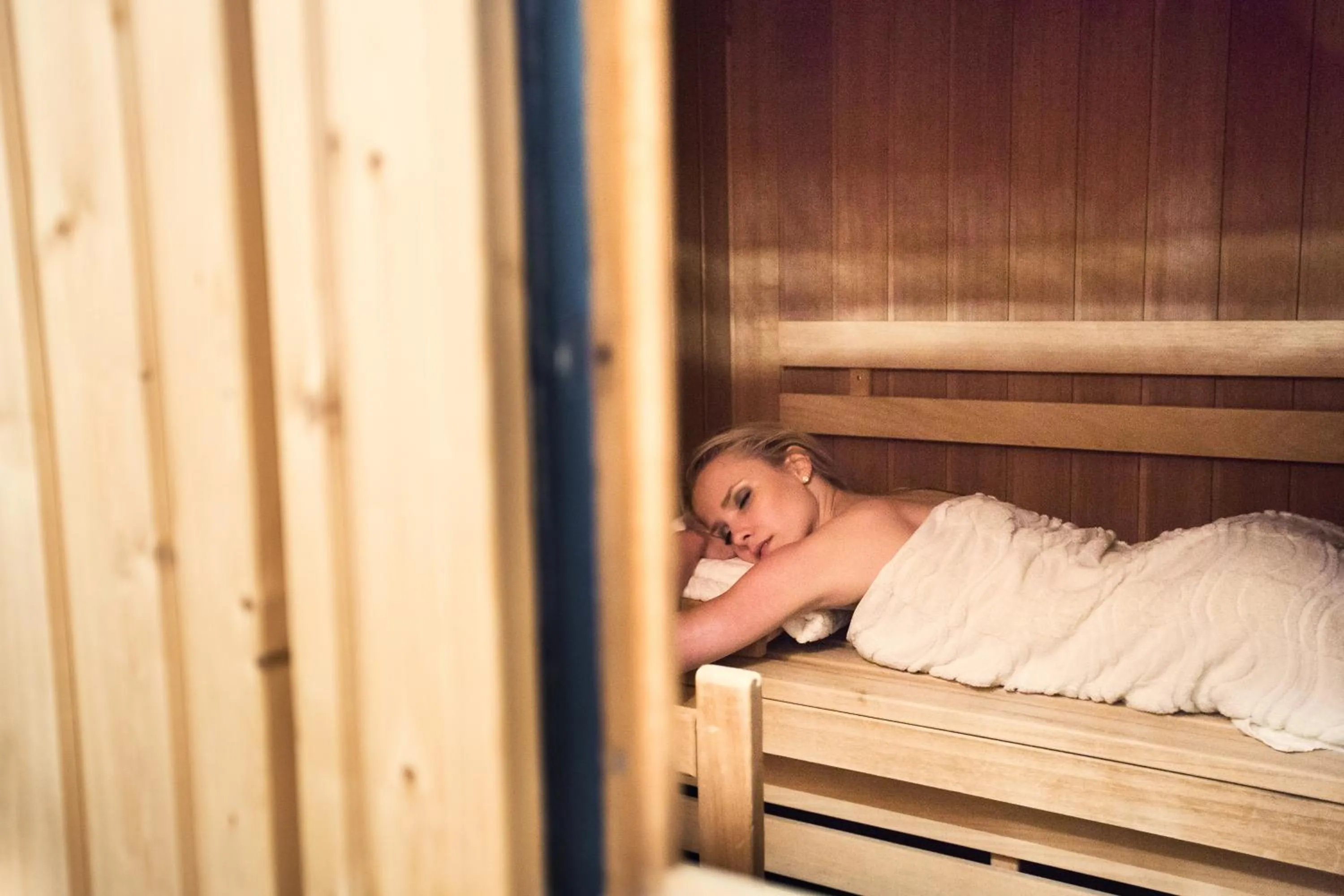 Sauna, Bed in Ferienwohnanlage Prinzenhof
