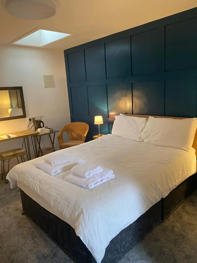 Bed in The Village Inn