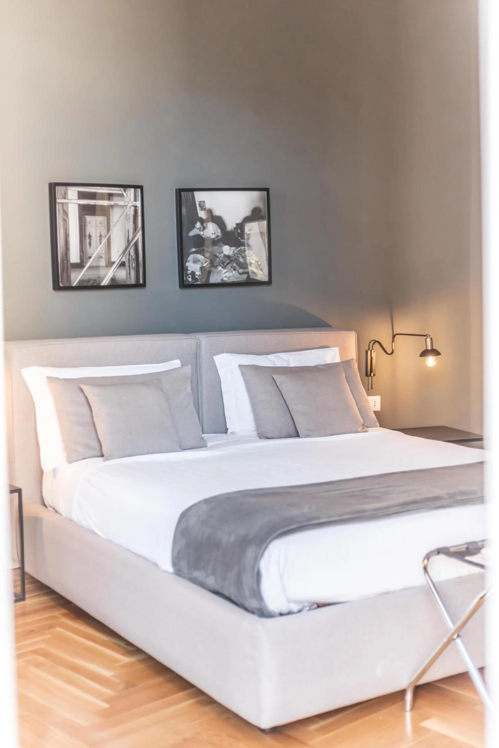 Staff, Bed in Relais Della Porta