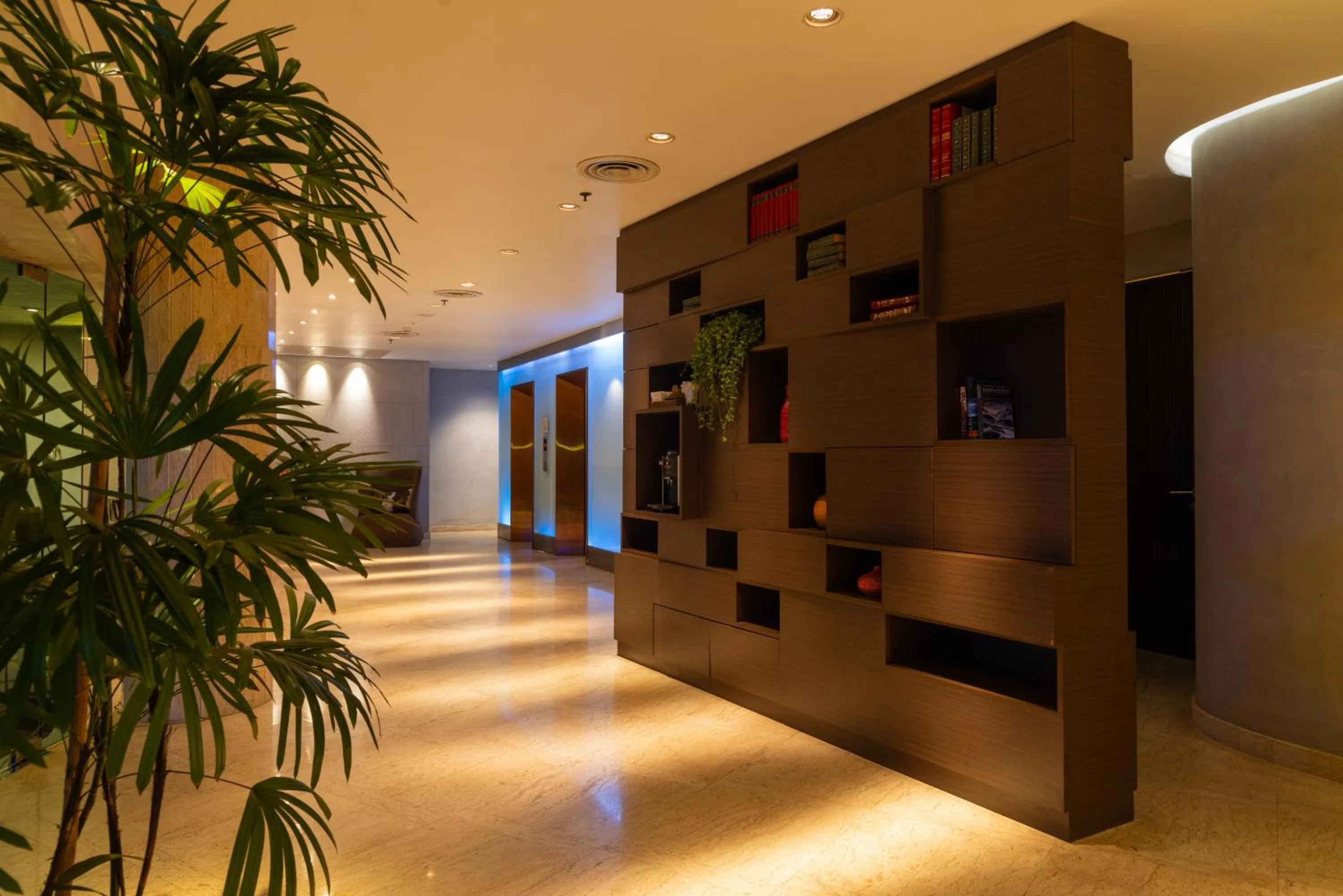 Lobby or reception in LiT BANGKOK Hotel