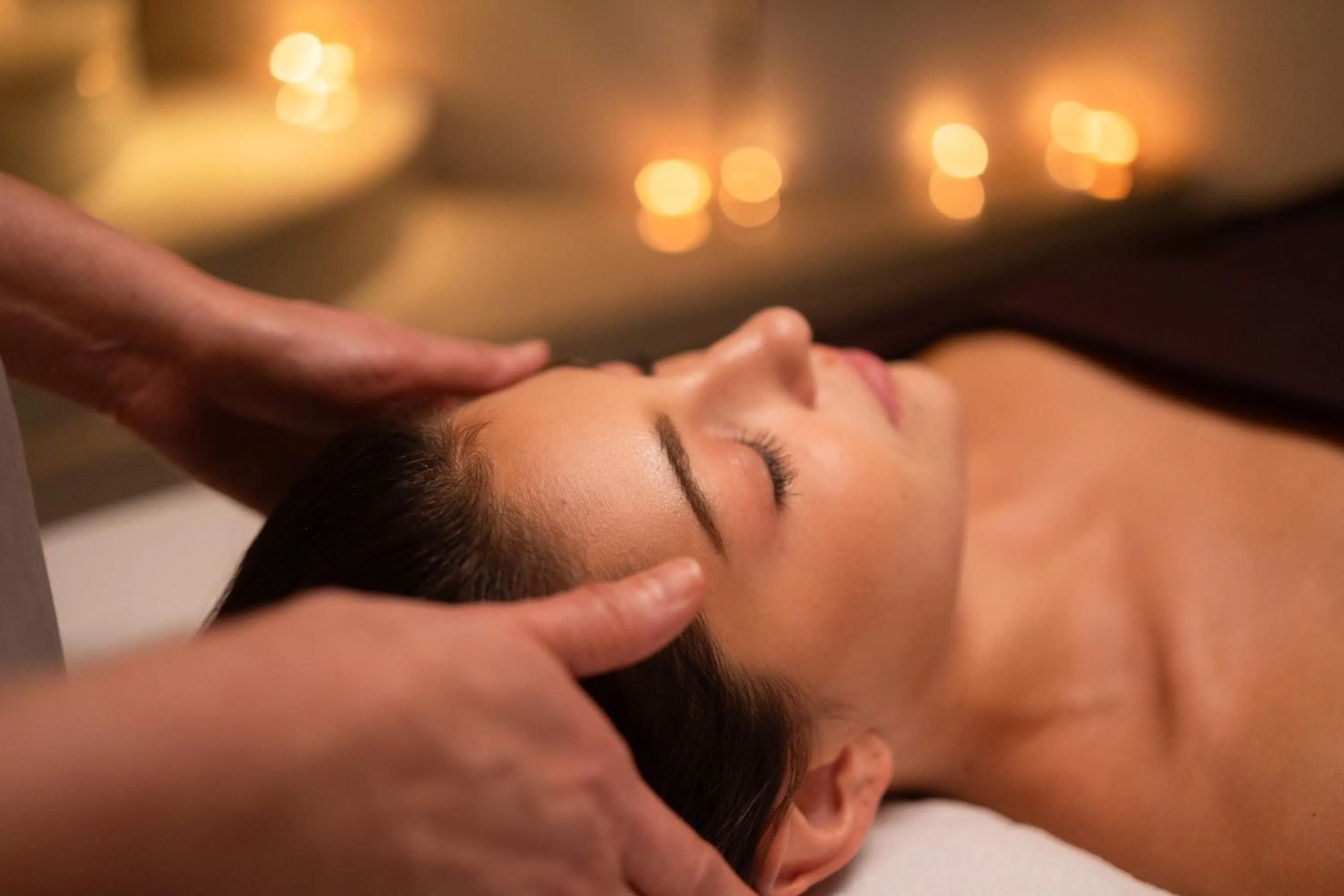 Massage in LiT BANGKOK Hotel