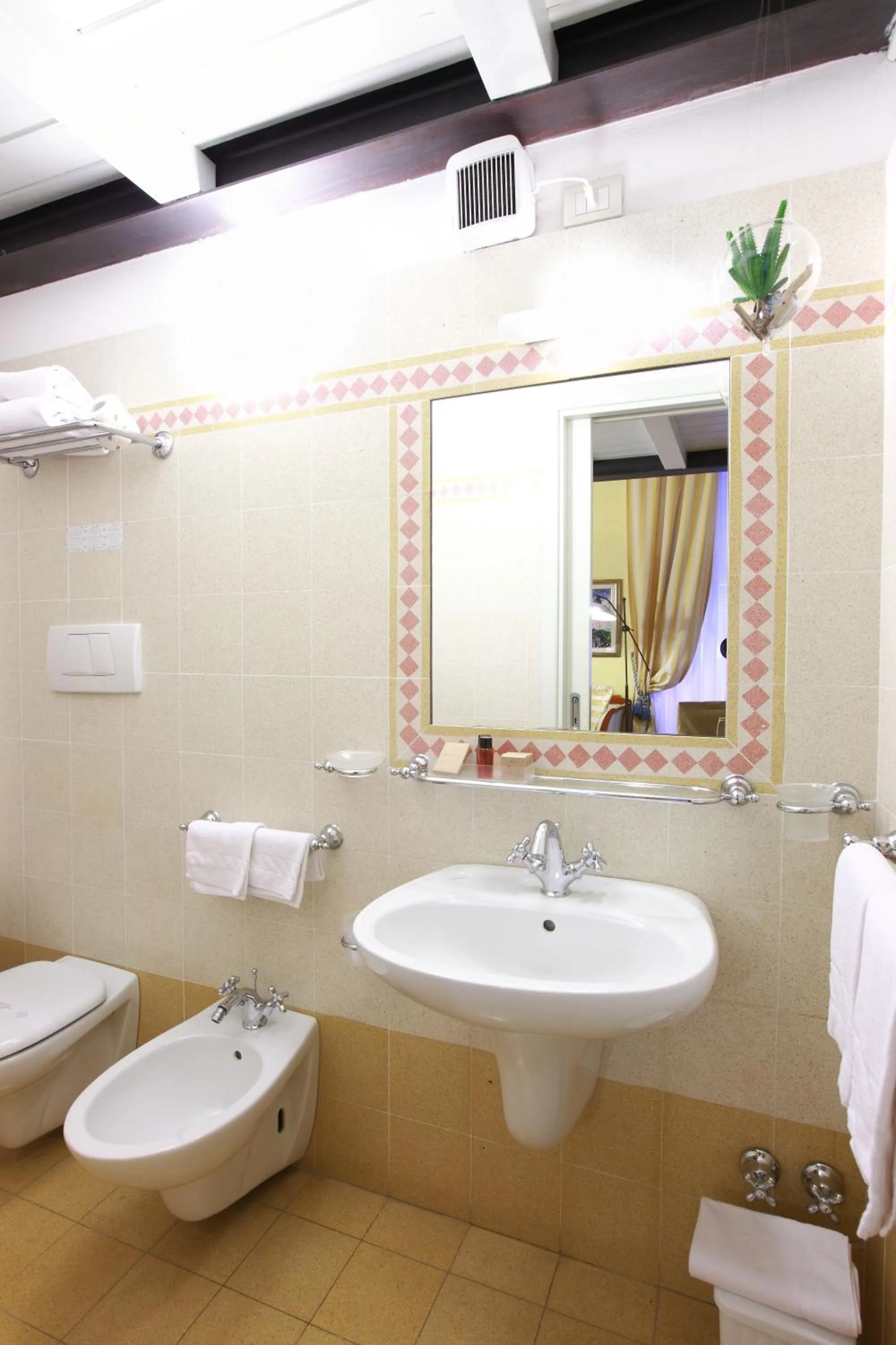 Bathroom in Locanda Il Maestrale