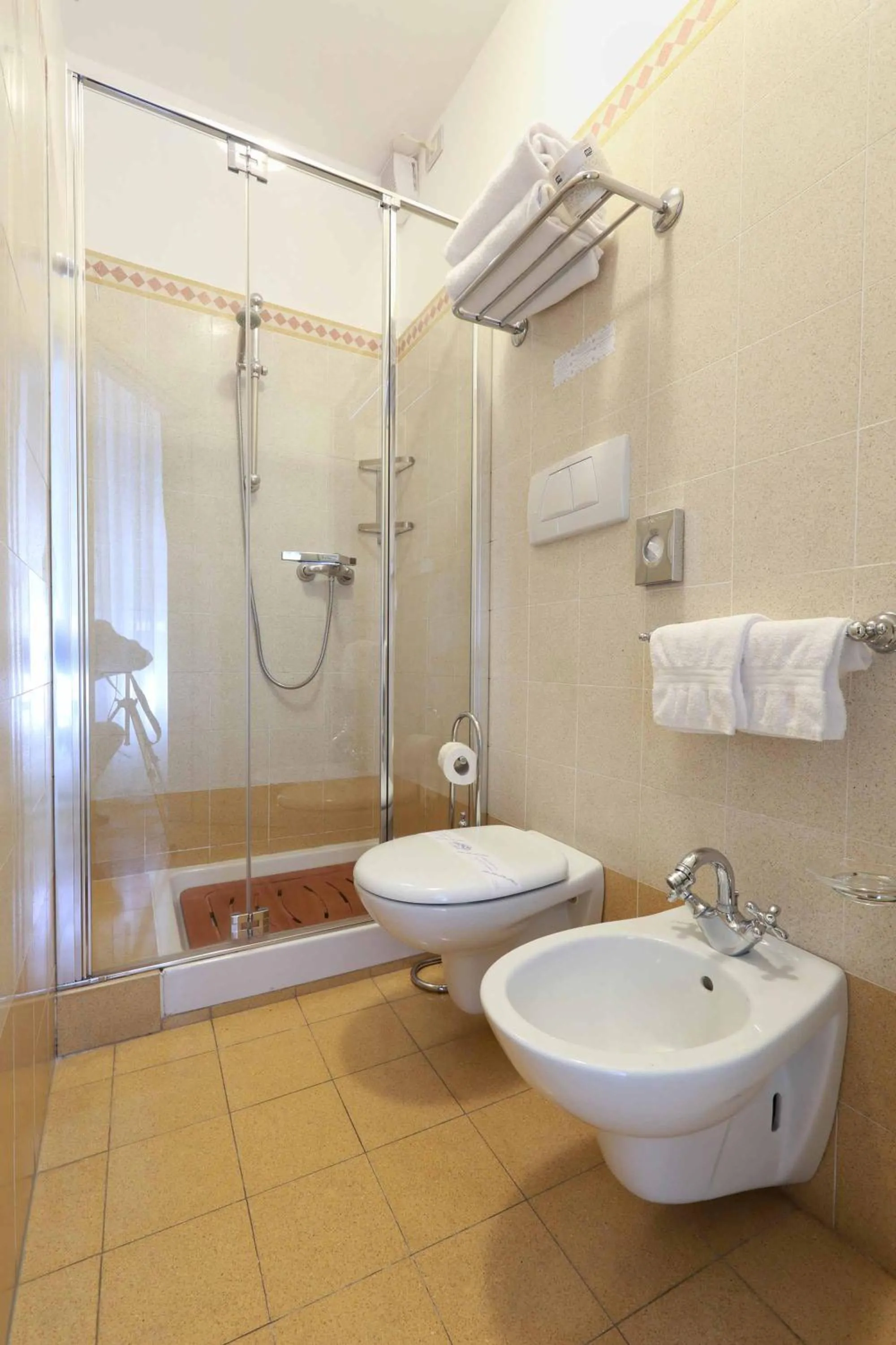 Shower in Locanda Il Maestrale