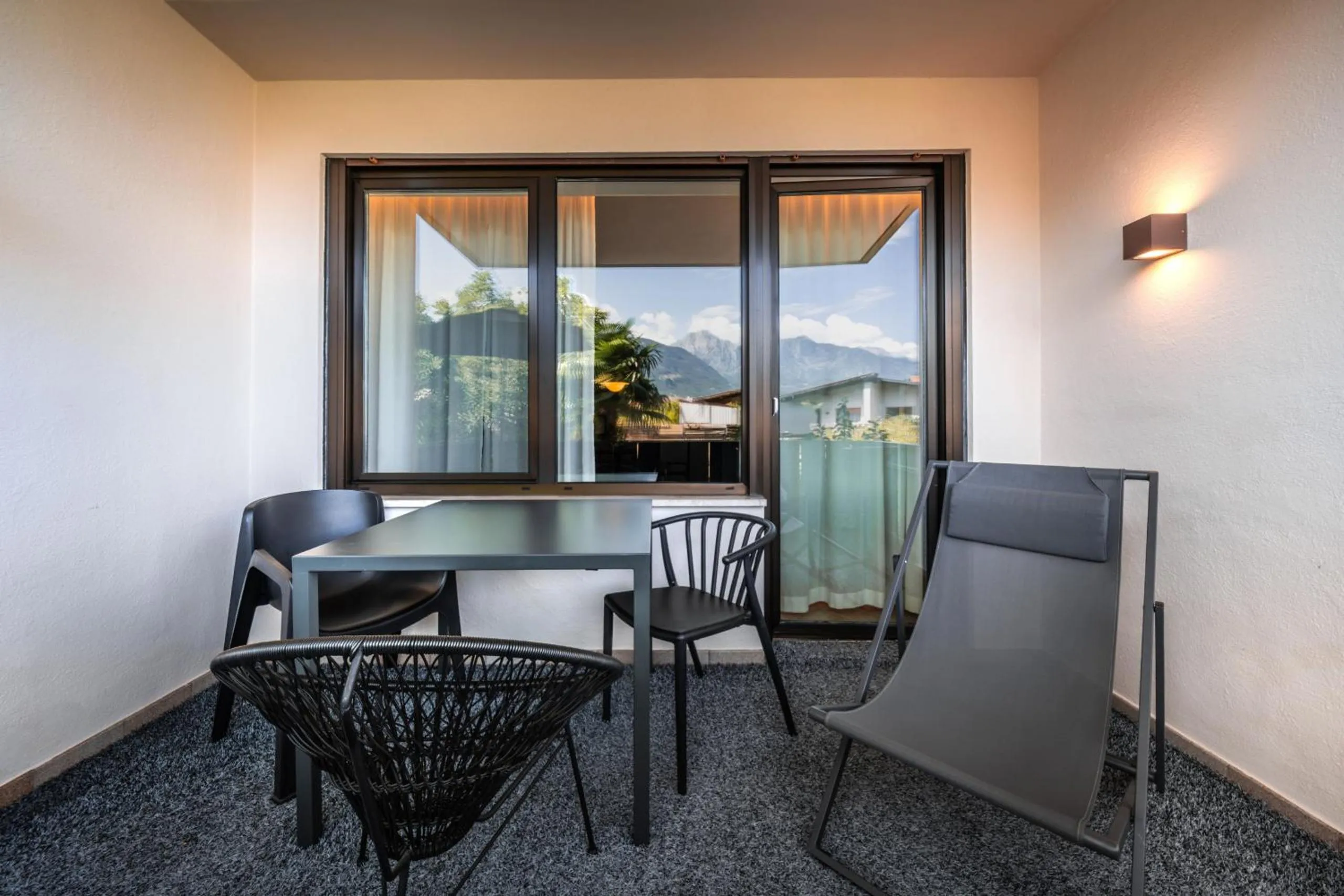 Balcony/Terrace in goldfinger + suites