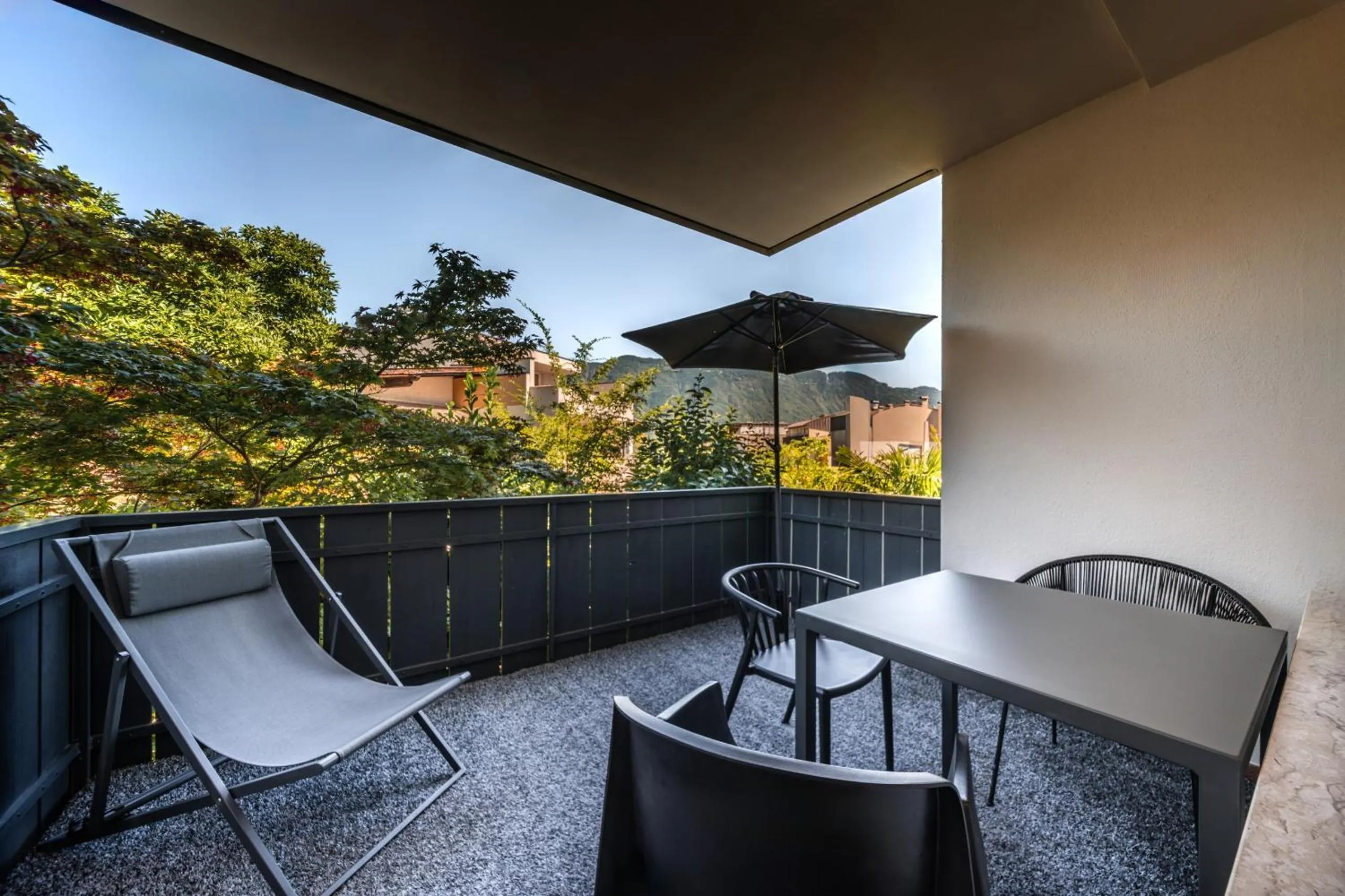 Balcony/Terrace in goldfinger + suites