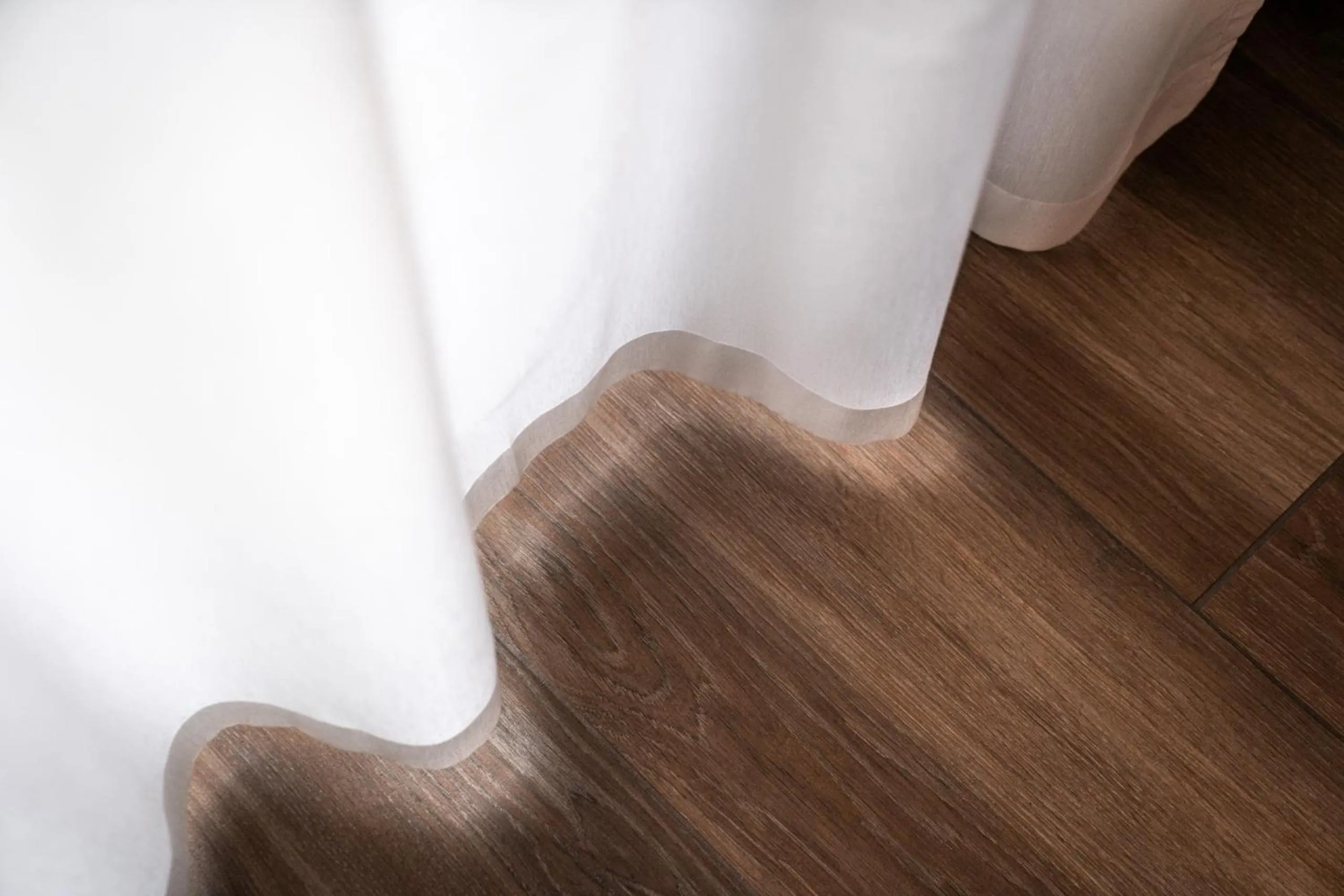 Decorative detail in goldfinger + suites