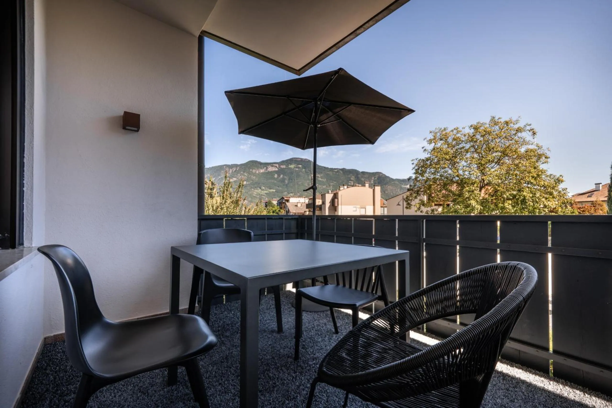 Balcony/Terrace in goldfinger + suites